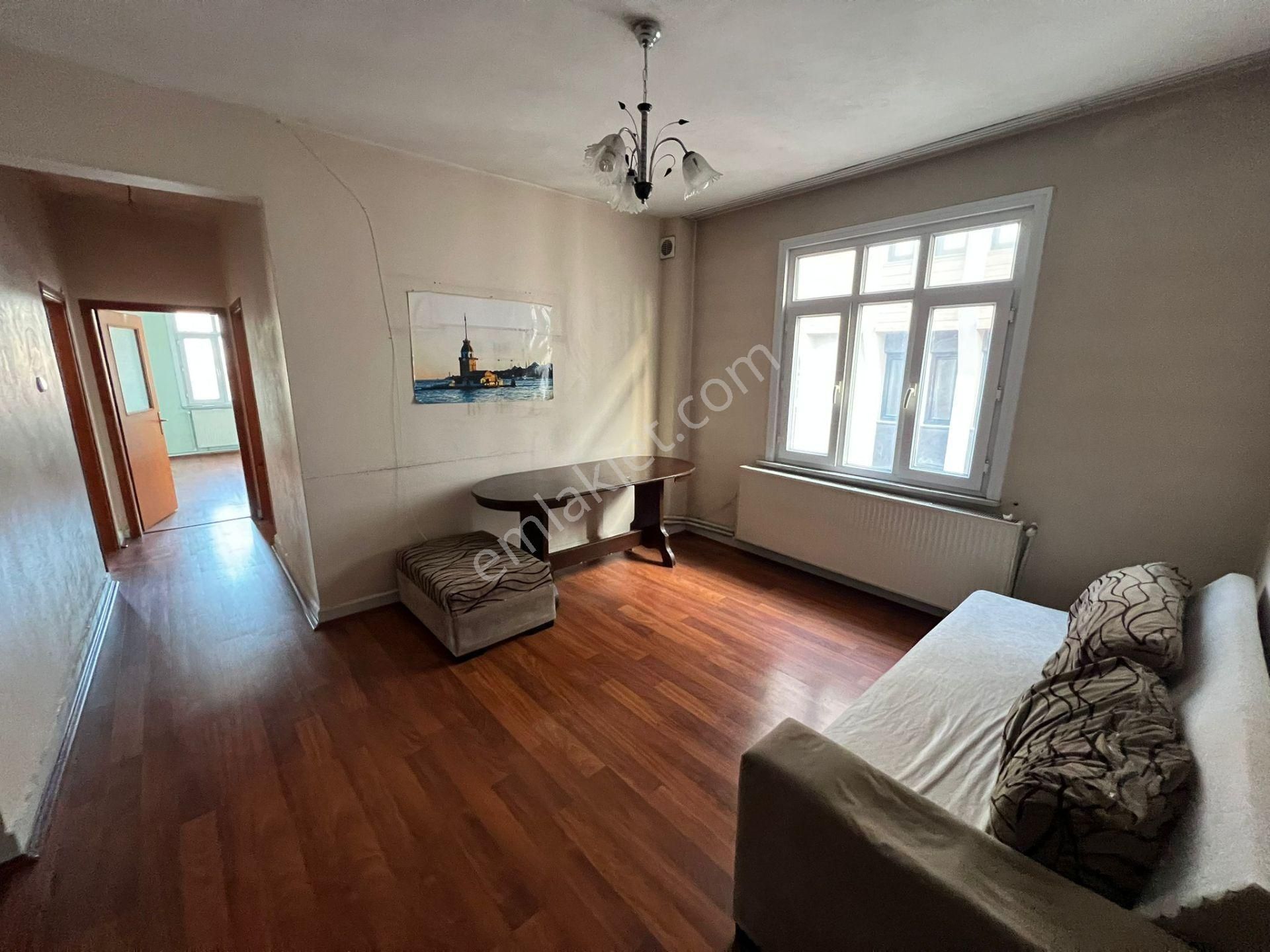 Temiz 3+1 4.kat Kiralık Daire - Görsel 2