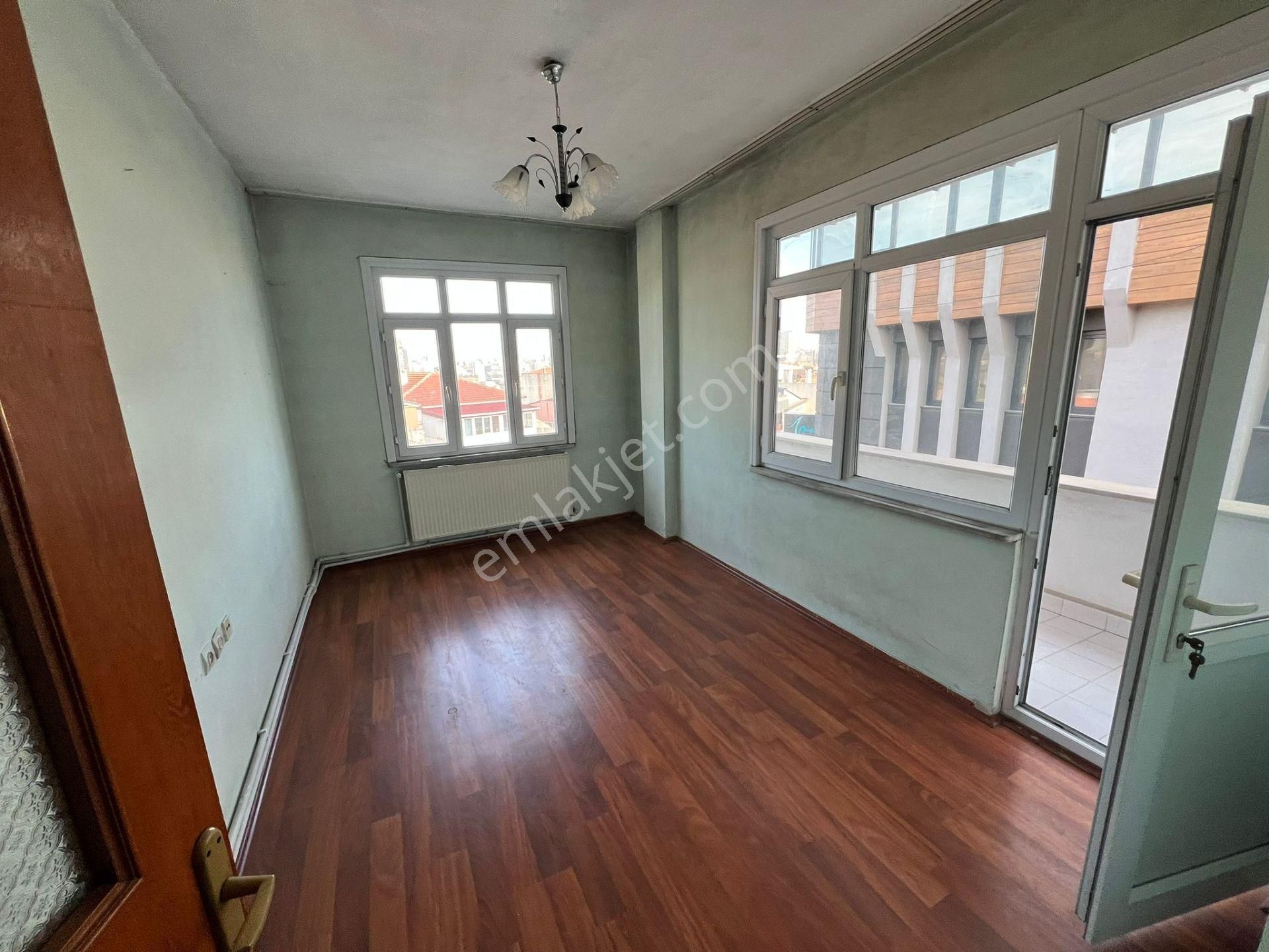 Temiz 3+1 4.kat Kiralık Daire - Görsel 7