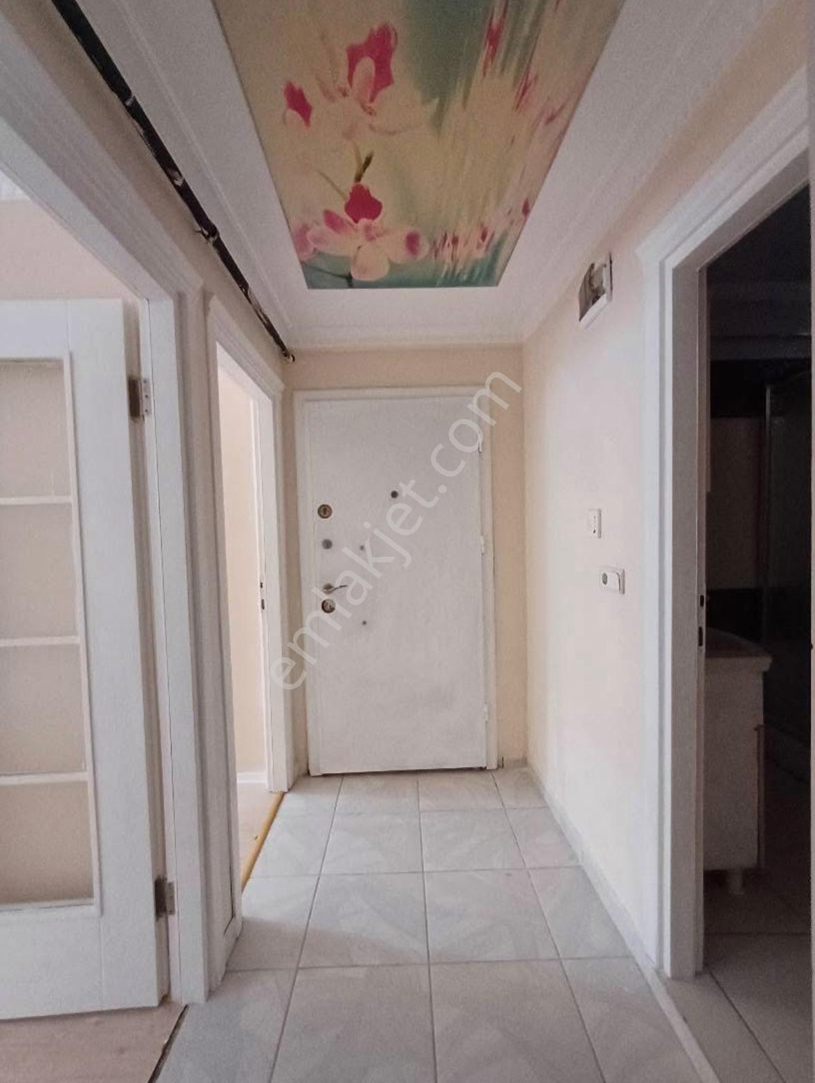 Bahçeli Kiralık 1+1 Cam Seviyesi Yüksek Daire - Görsel 8