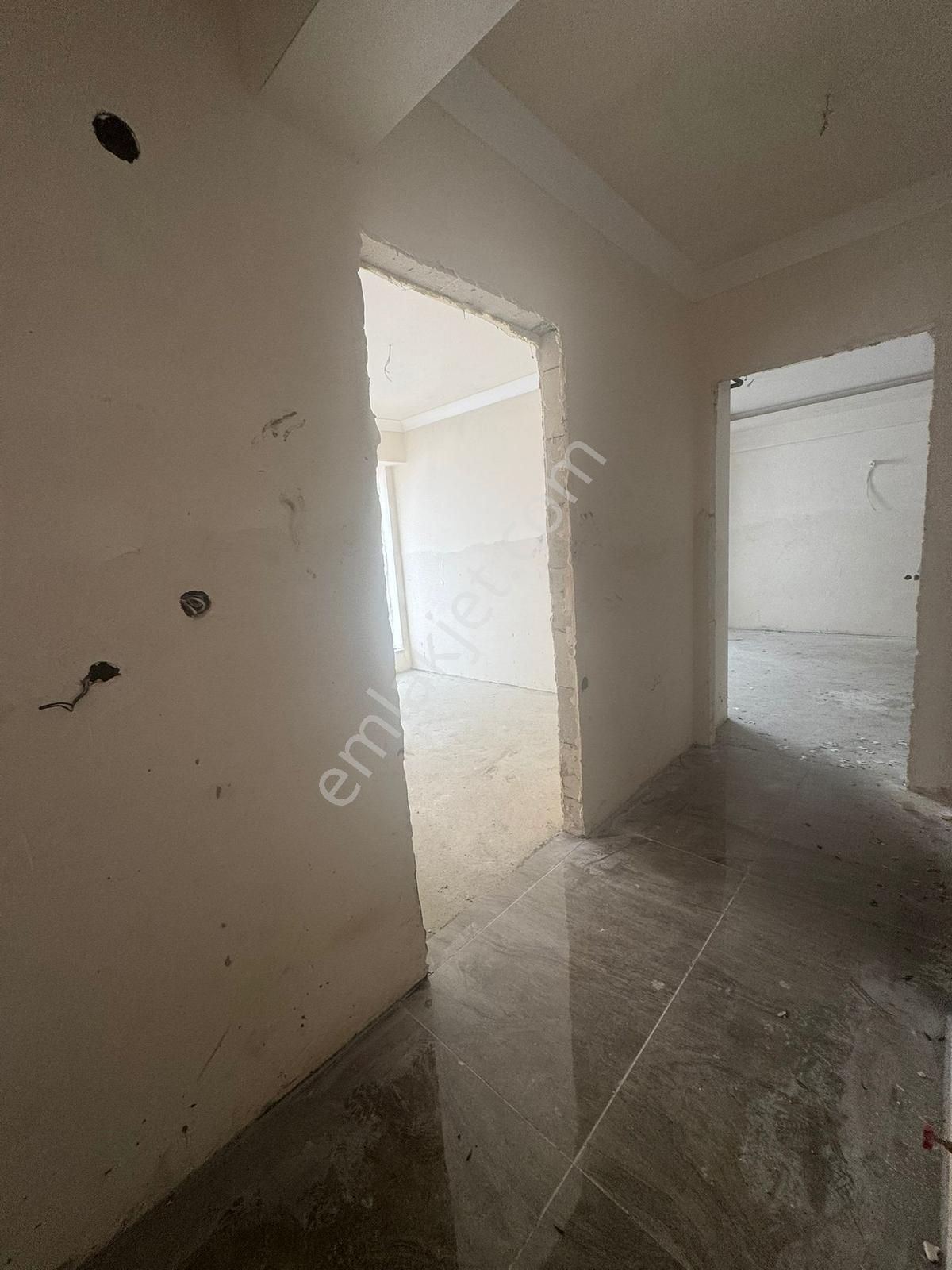 Bandırma Mavi Emlaktan Ayyıldız Mahallesinde 2+1 Satılık Daire - Görsel 3