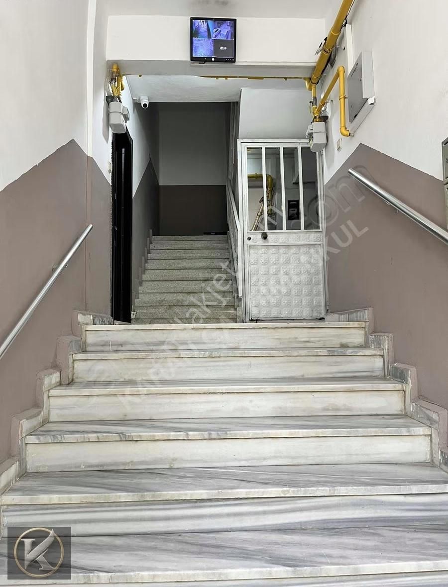 __karan__atakent Güzelyalı Sahilde 170m2 Satılık 4+1 Daire!!!!! - Görsel 10