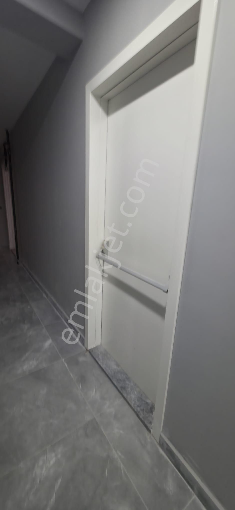 Marmara Üniversitesinin Karşısı, Cadde Cepheli , Sıfır , Arakat - Görsel 11