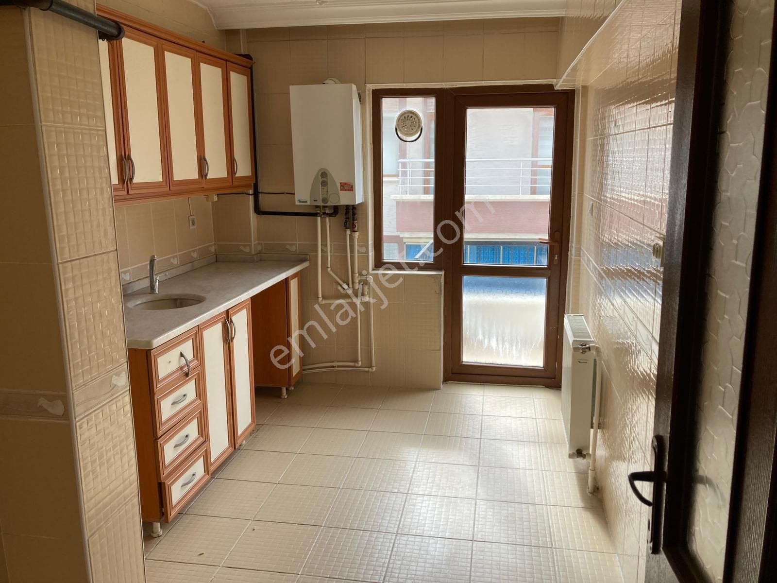 Toprak Emlak'tan Ank Keçiören Aktepe Mah De 3+1 Yapı - Görsel 6