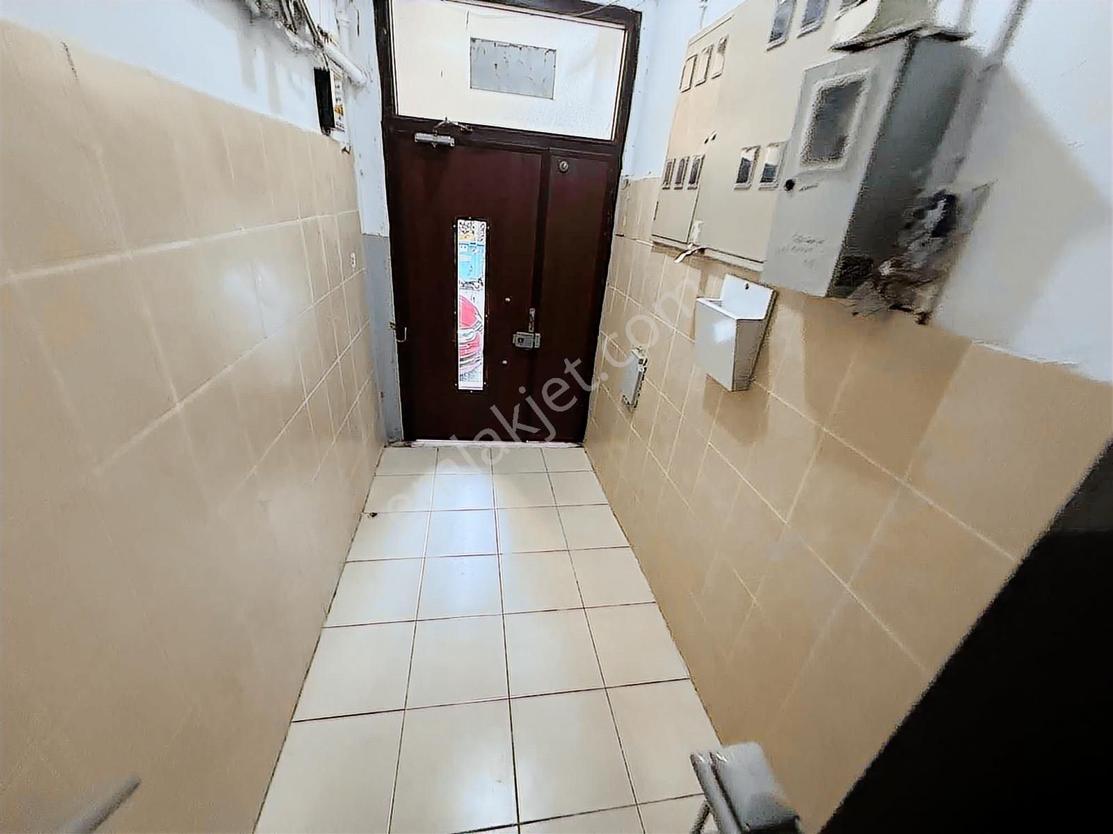 Fl Emlaktan Şirinevler Metrobüs E5 Yakını 3+1 Arakat - Görsel 16