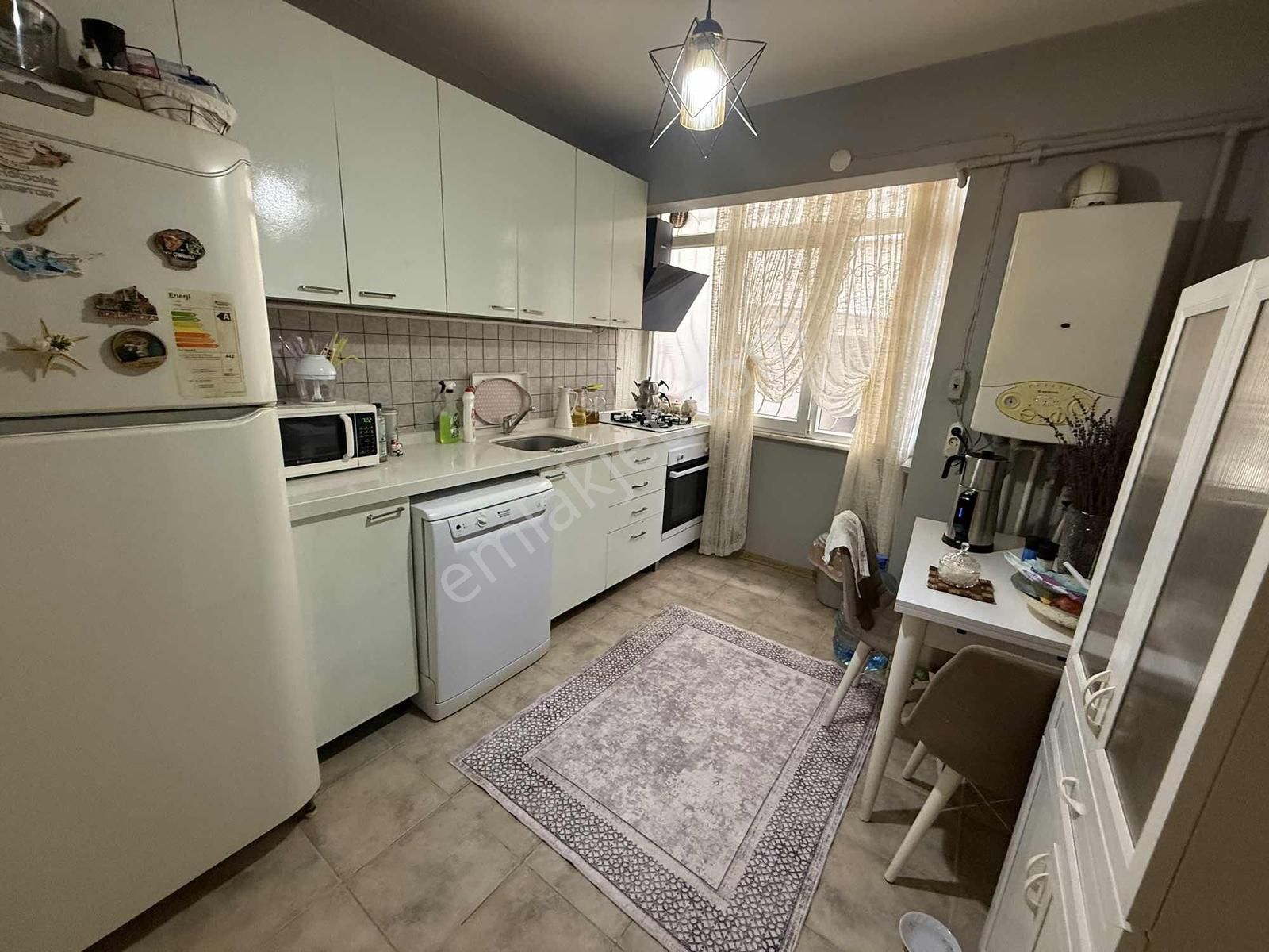 Fl Emlaktan Şirinevler Metrobüs E5 Yakını 3+1 Arakat - Görsel 4