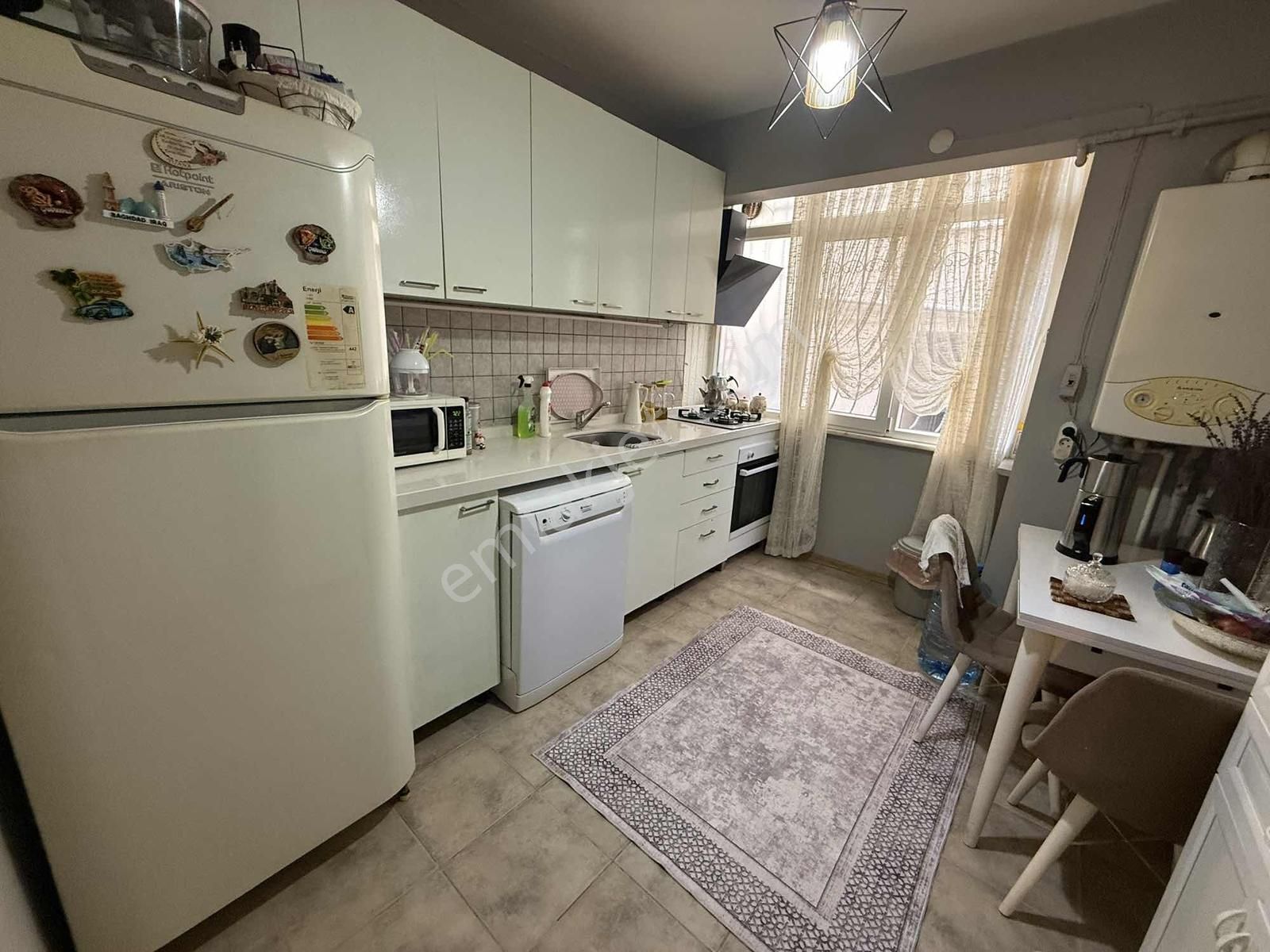 Fl Emlaktan Şirinevler Metrobüs E5 Yakını 3+1 Arakat - Görsel 13