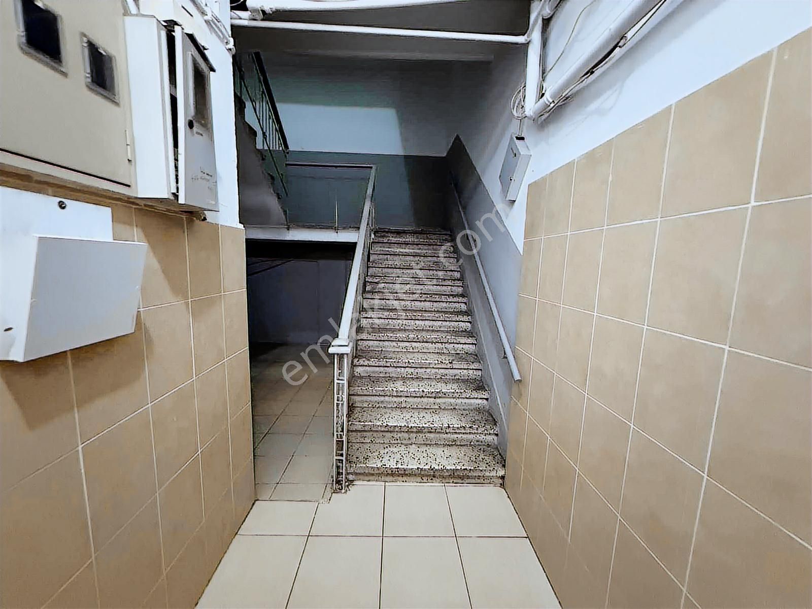 Fl Emlaktan Şirinevler Metrobüs E5 Yakını 3+1 Arakat - Görsel 28