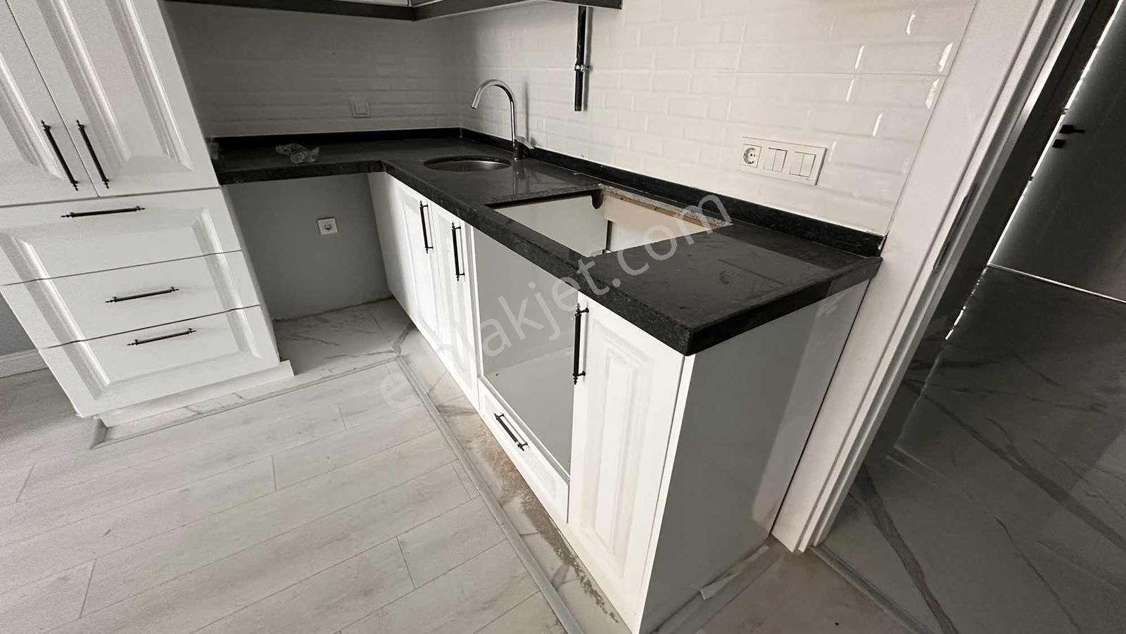 Sancaktepe Yenidoğanda 2+1 Ebeveyn Banyolu Kullanışlı Daire !! - Görsel 7