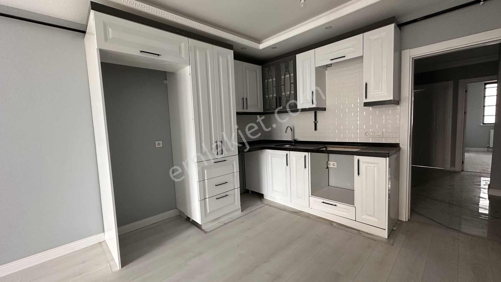 Sancaktepe Yenidoğanda 2+1 Ebeveyn Banyolu Kullanışlı Daire !! - Görsel 12