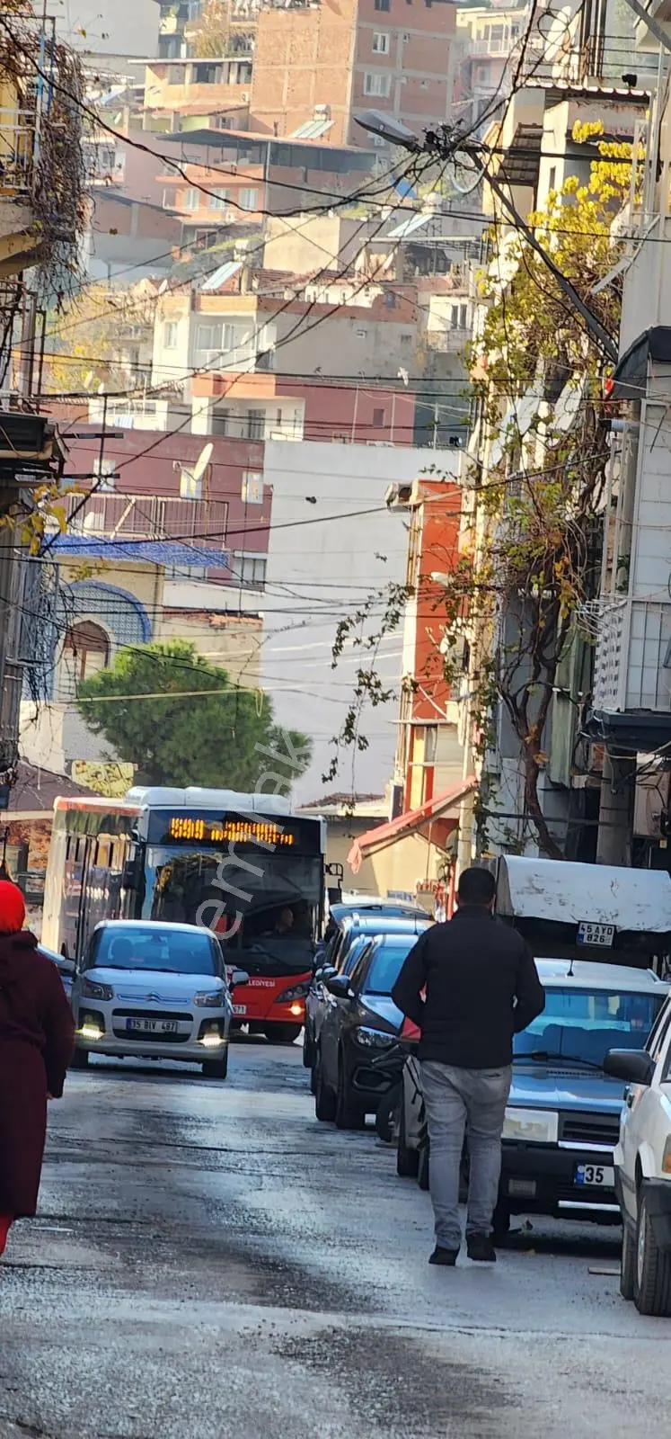 İzmir Bayraklıda Satılık Müstakil Bahçeli İki Katlı Bina - Görsel 2