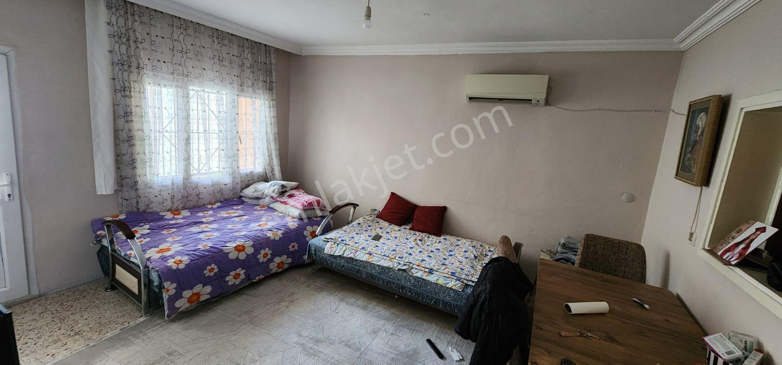 İzmir Bayraklıda Satılık Müstakil Bahçeli İki Katlı Bina - Görsel 8