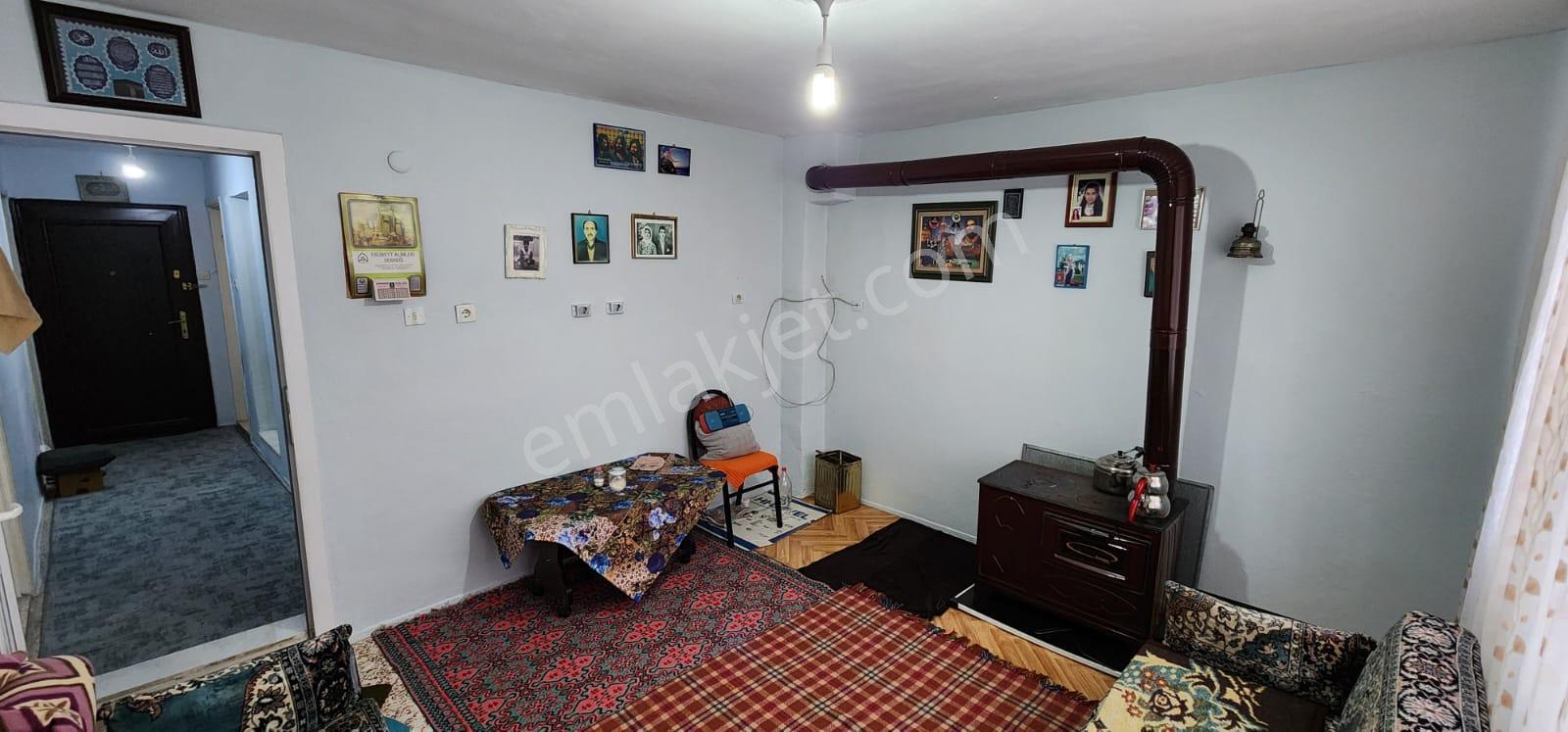 İzmir Bayraklıda Satılık Müstakil Bahçeli İki Katlı Bina - Görsel 20
