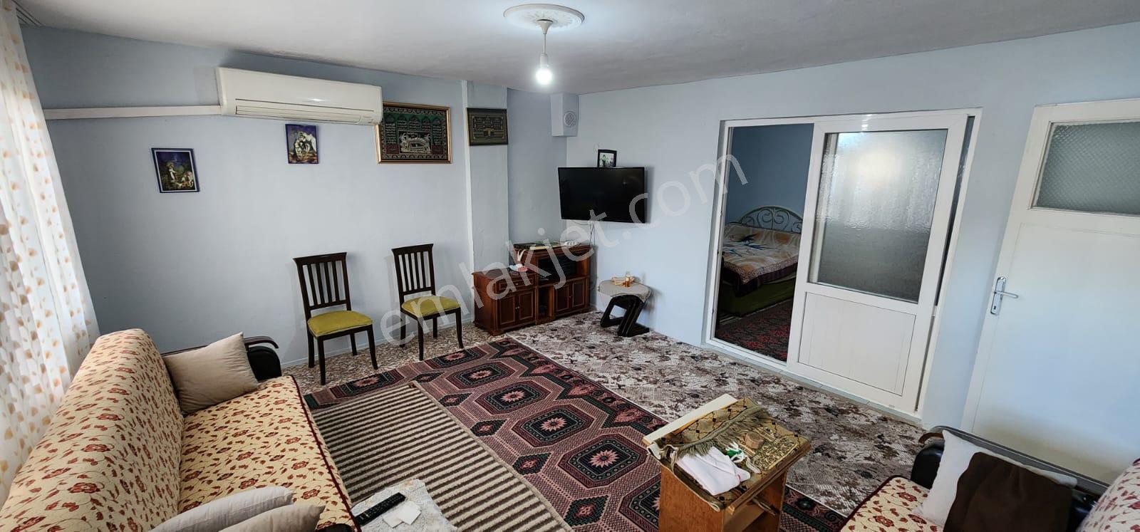 İzmir Bayraklıda Satılık Müstakil Bahçeli İki Katlı Bina - Görsel 23