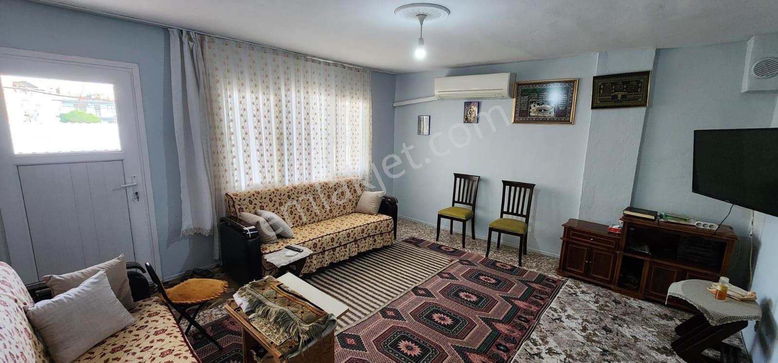 İzmir Bayraklıda Satılık Müstakil Bahçeli İki Katlı Bina - Görsel 25