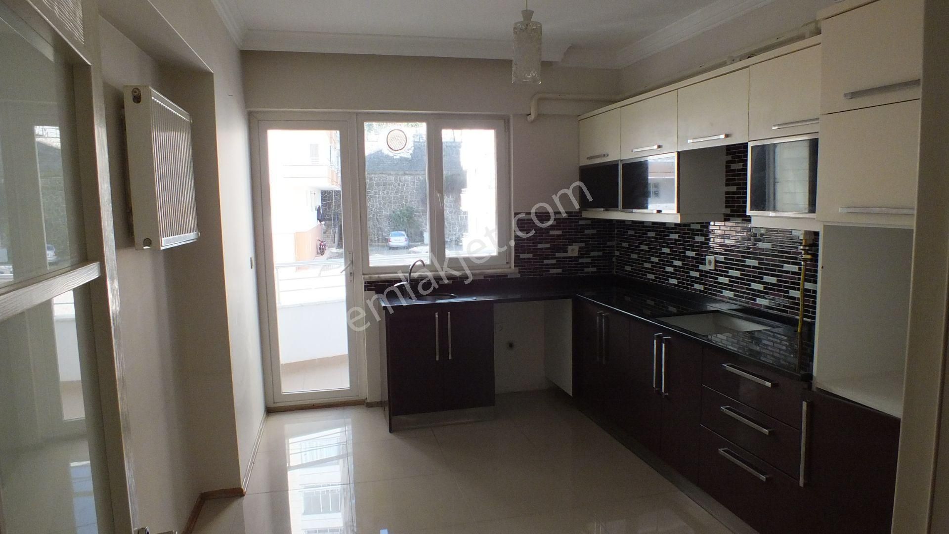 Çukurçayır Ak Prestij 5 Etap Kiralık 3. Kat 155m2 3+1 Daire - Görsel 6