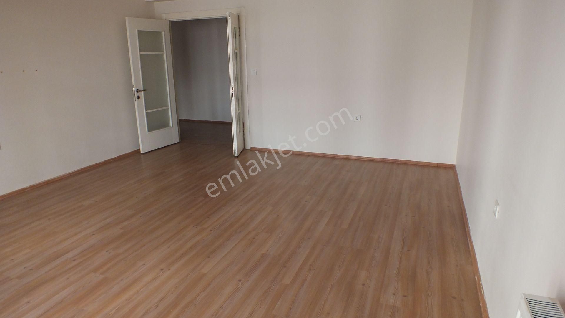 Çukurçayır Ak Prestij 5 Etap Kiralık 3. Kat 155m2 3+1 Daire - Görsel 13