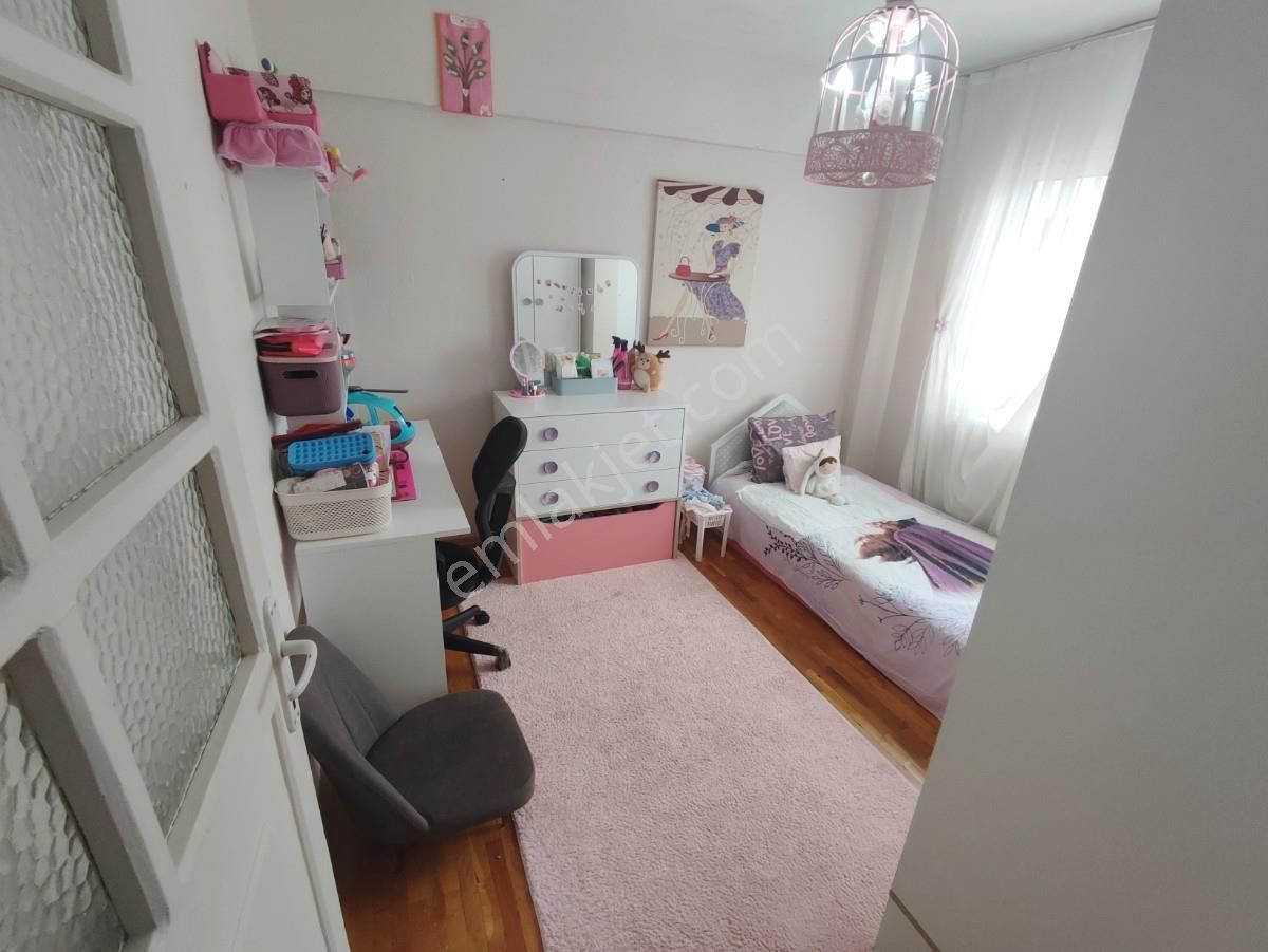 Karşıyaka, İzban Yakını, Geniş Ve Ferah Satılık 3+1 Daire - Görsel 9