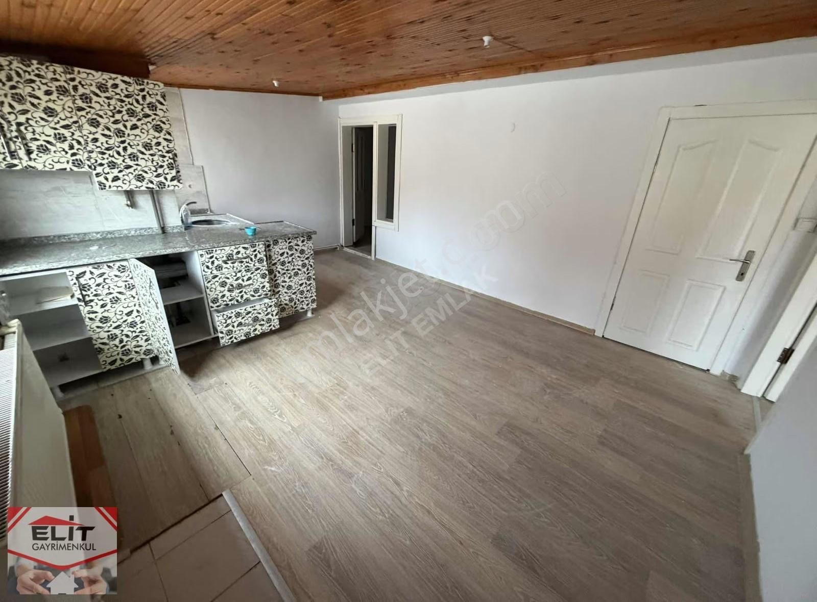 Karasu Sahilde Geniş Dubleks Daire - Görsel 30