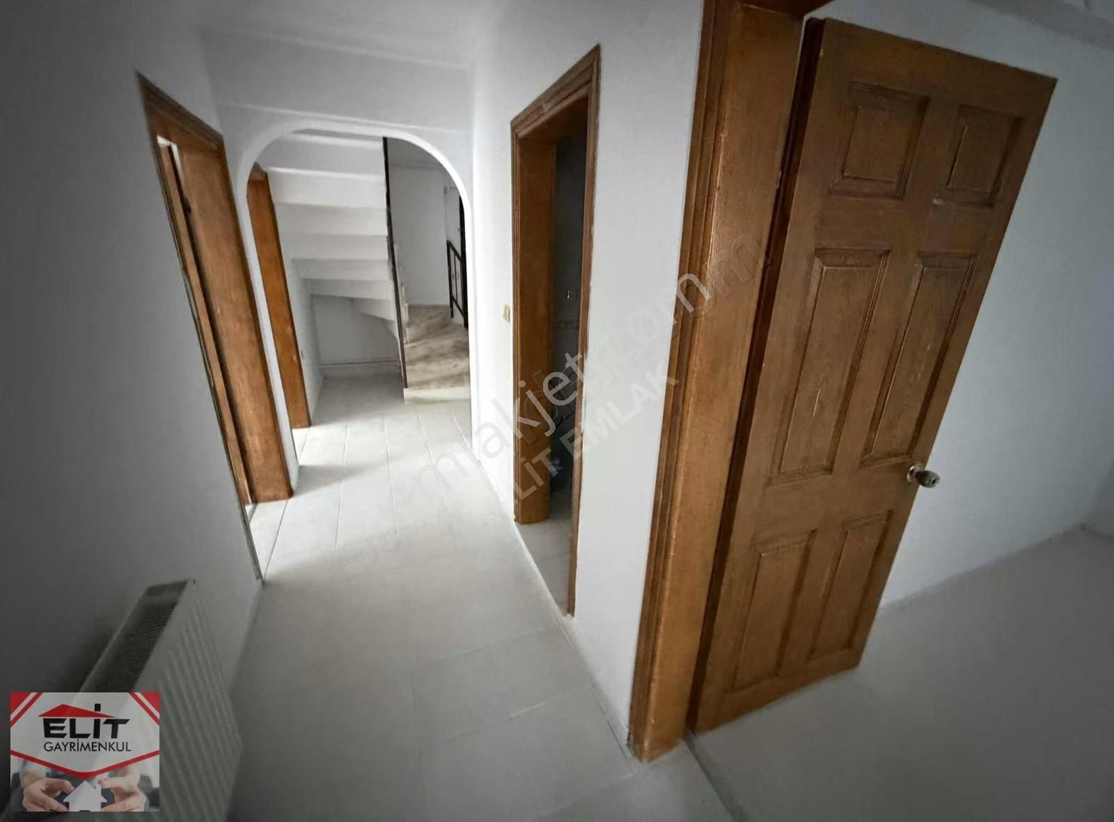 Karasu Sahilde Geniş Dubleks Daire - Görsel 19