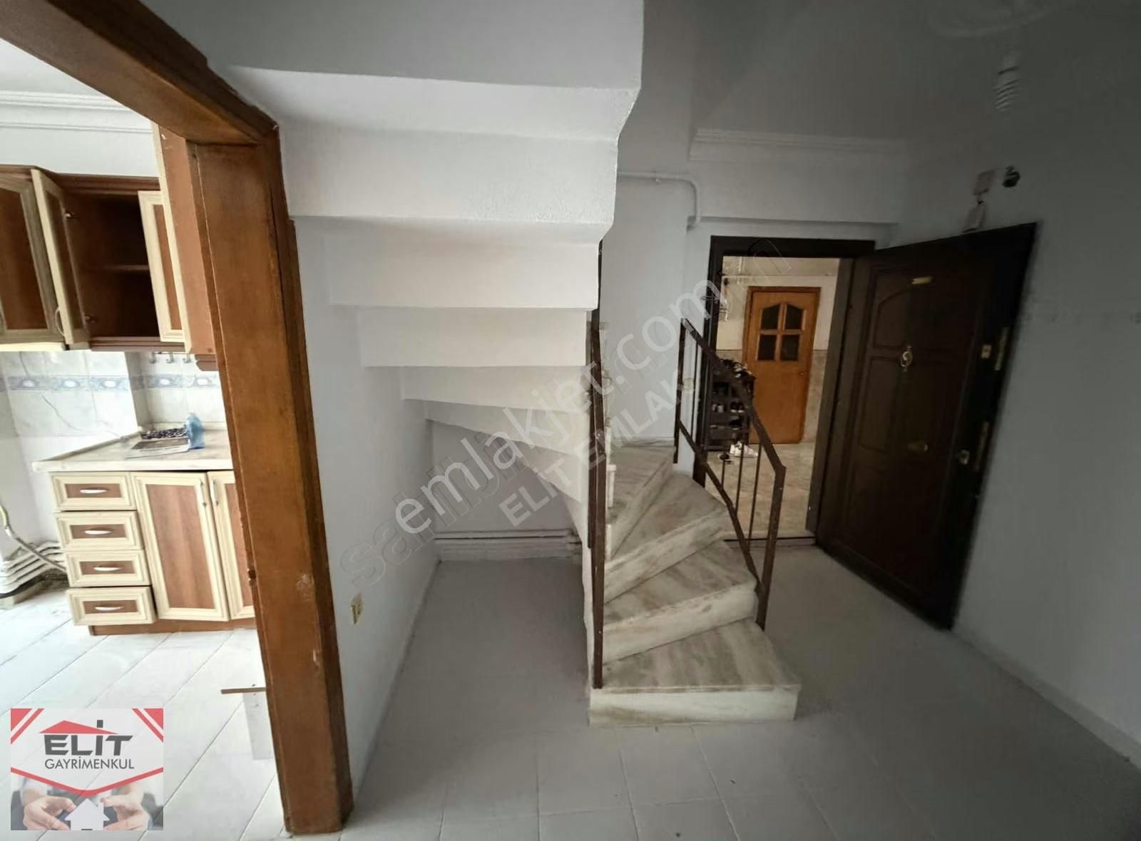 Karasu Sahilde Geniş Dubleks Daire - Görsel 11