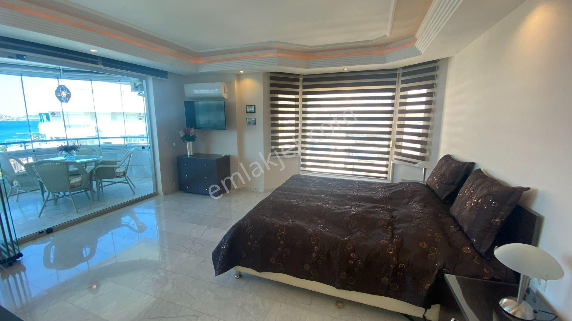 Alanya'nın En İyi 3+1 Satılık Penthouse Ful Deniz Ve Kale Manzaralı - Görsel 13
