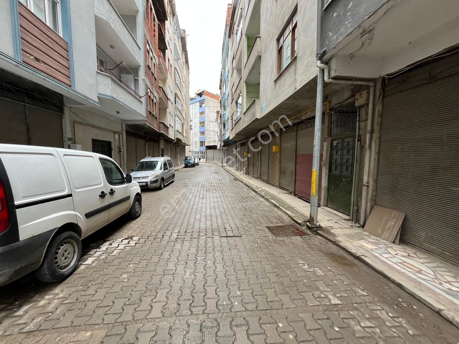 Trabzon Araklı Merkez'de Satılık 2+1 Daire - Görsel 14