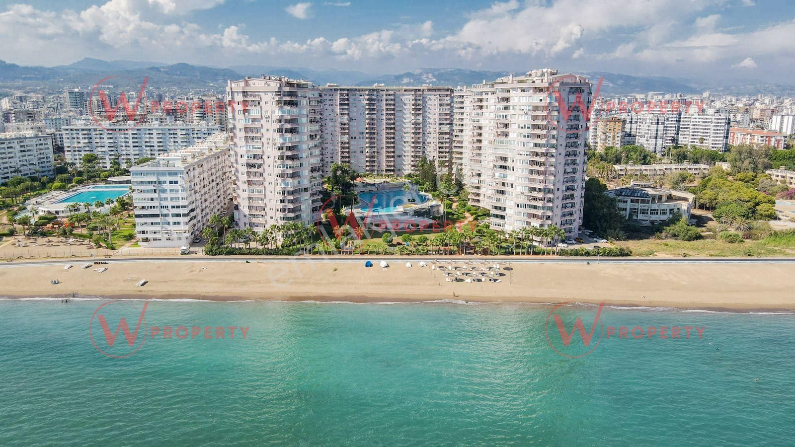 W Property'den Deniz Manzaralı Liparis 1'de 4+1