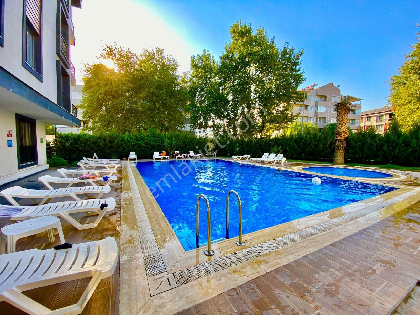 Akçay İkizçay Da 4+1 Havuzlu Otoparklı Şık Tasarımlı Satılık Dublex Daire
