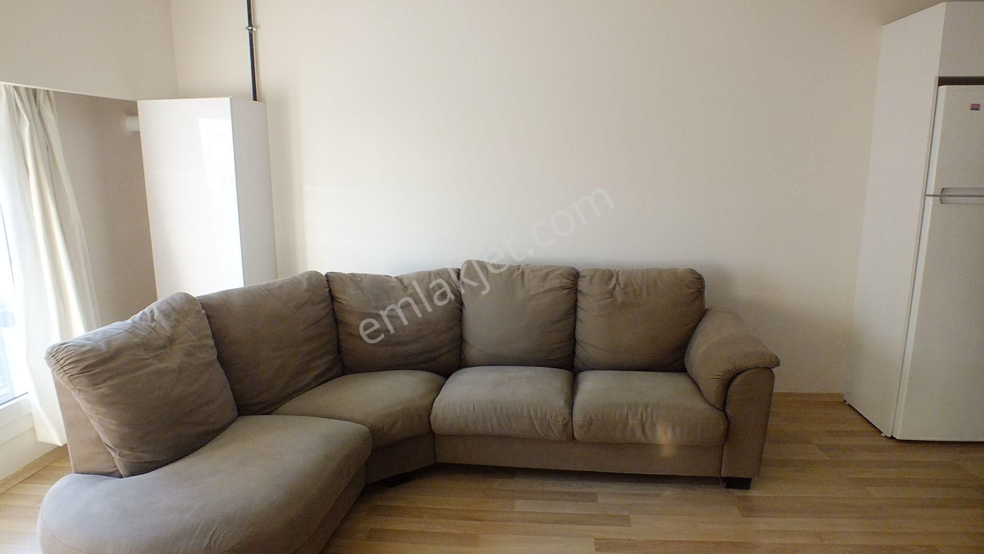 Cumhuriyet Mahallesinde Satılık Eşyalı Kiracılı Doğalgazlı 2+1 Daire - Görsel 2