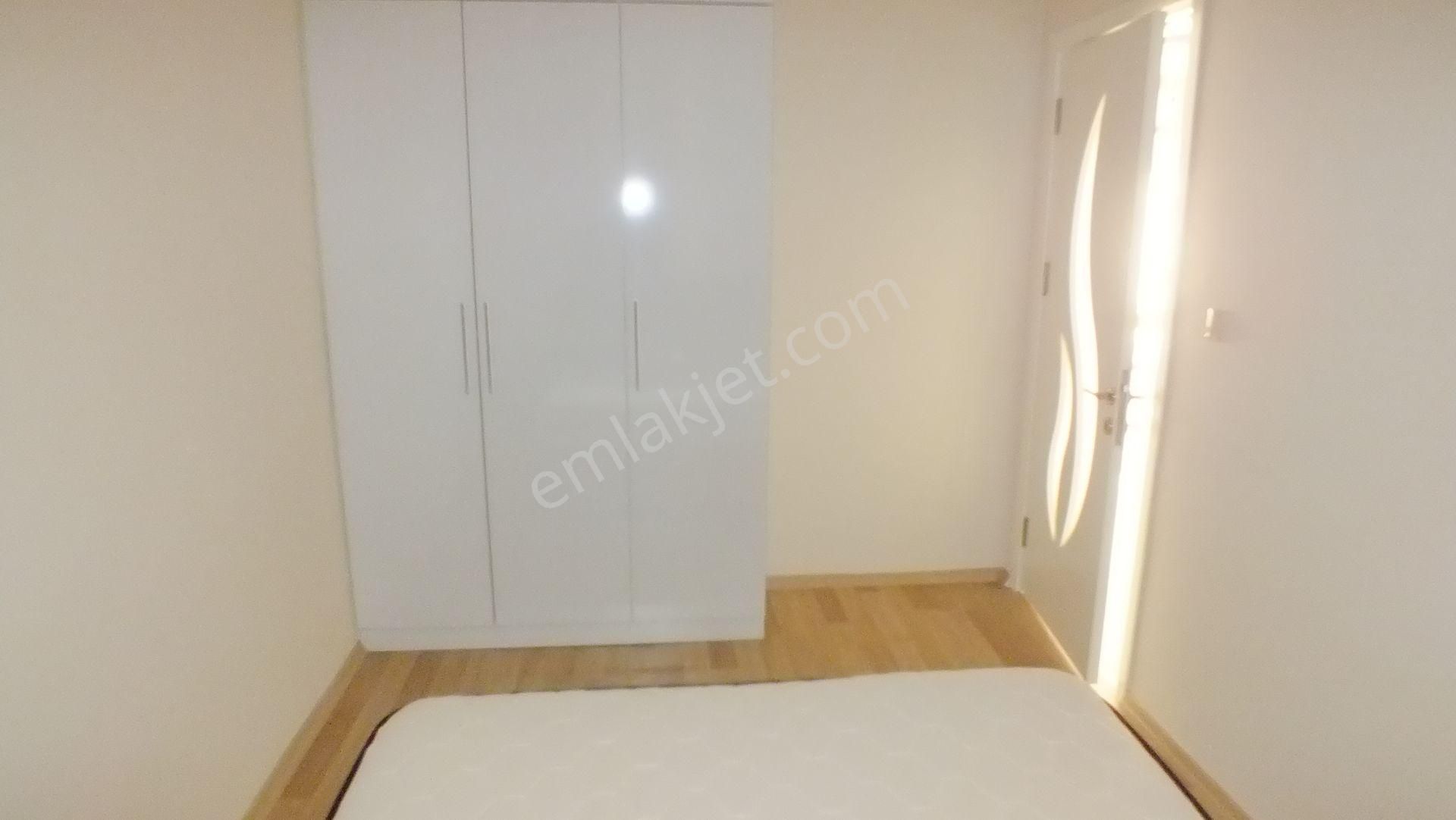 Cumhuriyet Mahallesinde Satılık Eşyalı Kiracılı Doğalgazlı 2+1 Daire - Görsel 5