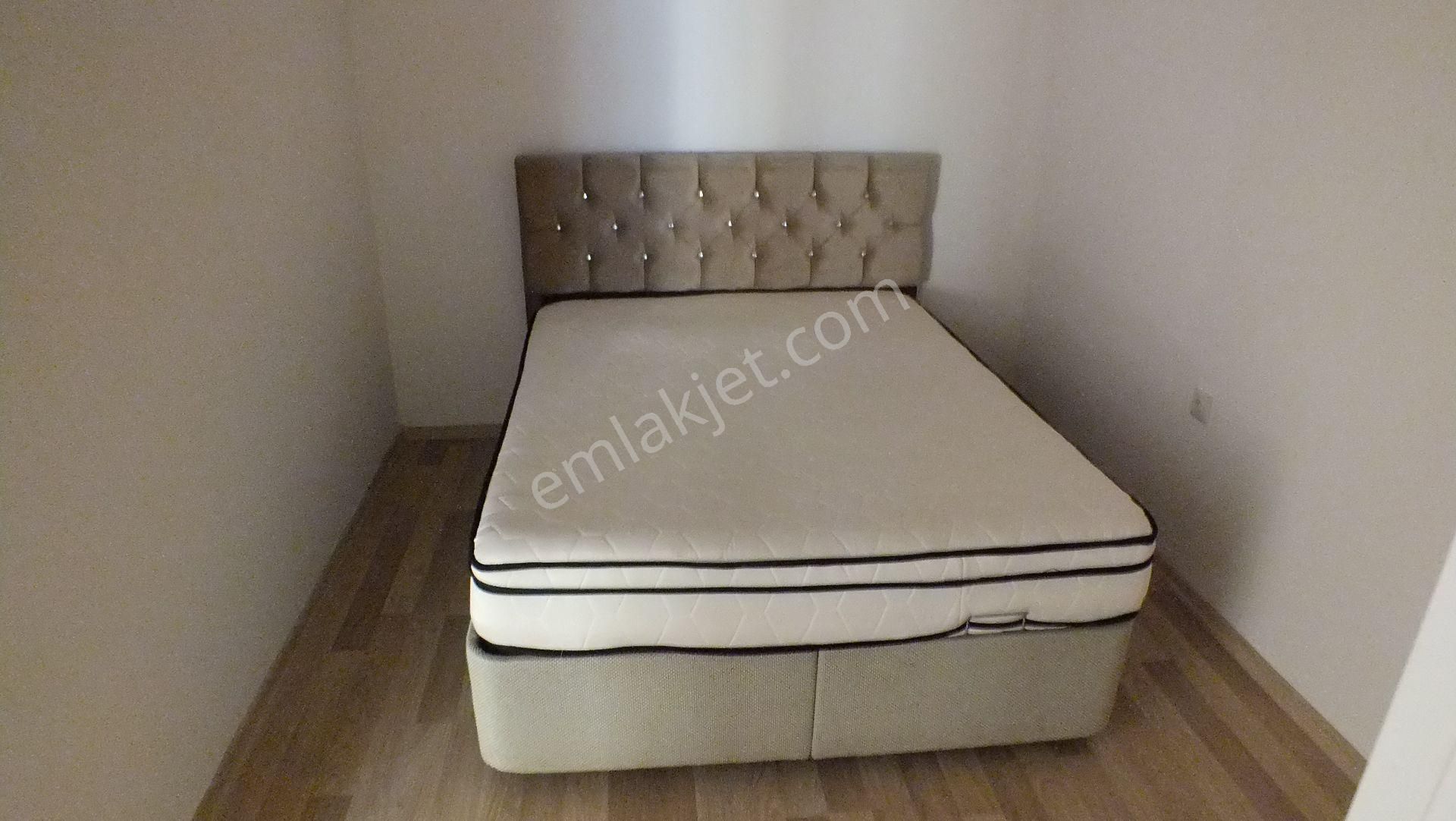 Cumhuriyet Mahallesinde Satılık Eşyalı Kiracılı Doğalgazlı 2+1 Daire - Görsel 4