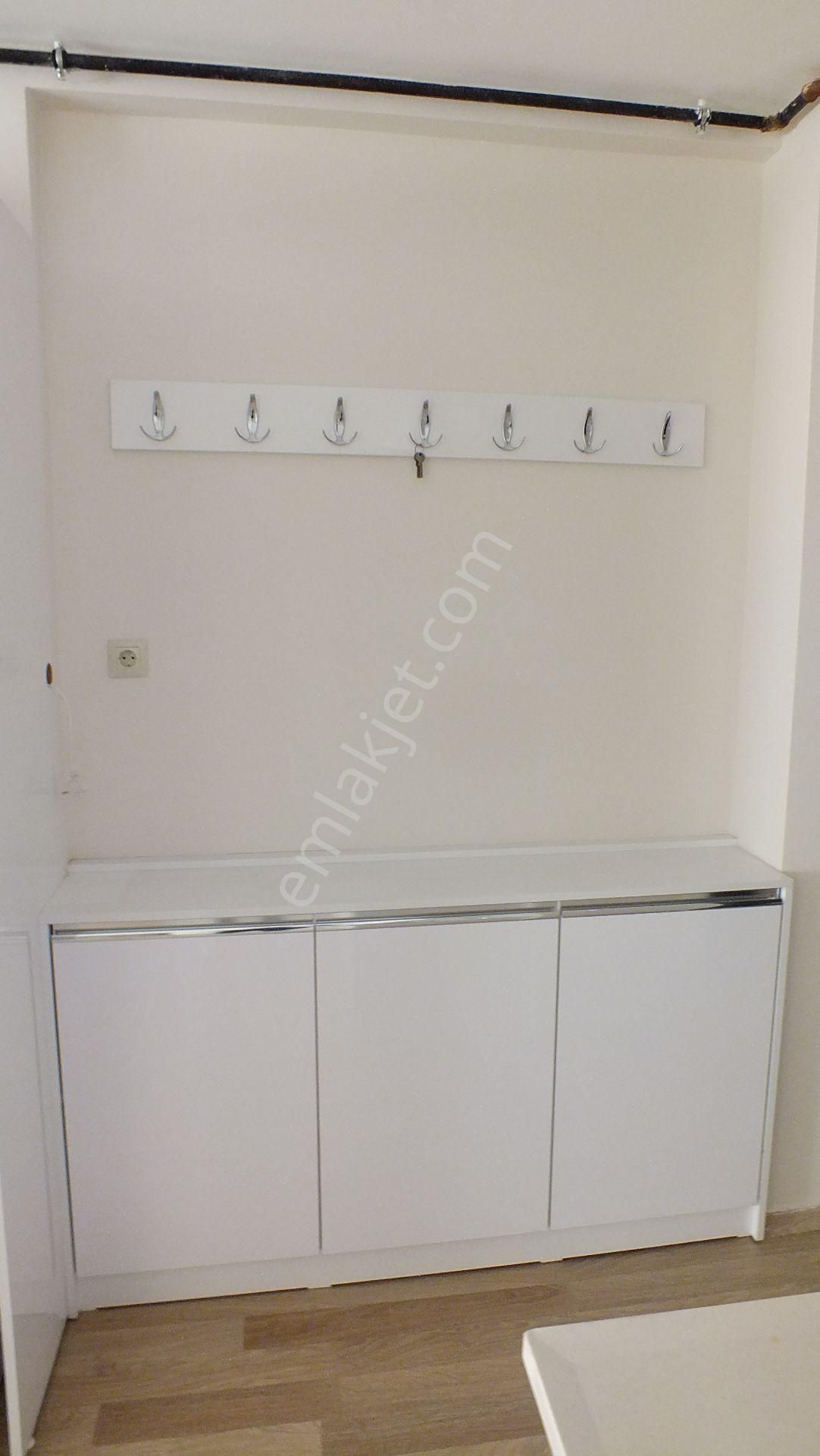 Cumhuriyet Mahallesinde Satılık Eşyalı Kiracılı Doğalgazlı 2+1 Daire - Görsel 15