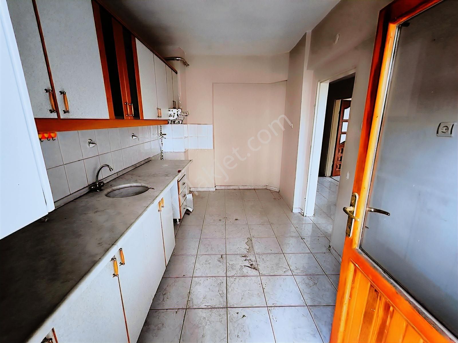 Törekent Mh. Merkezi Konumda Site İçerisinde 3+1 Geniş Daire - Görsel 18