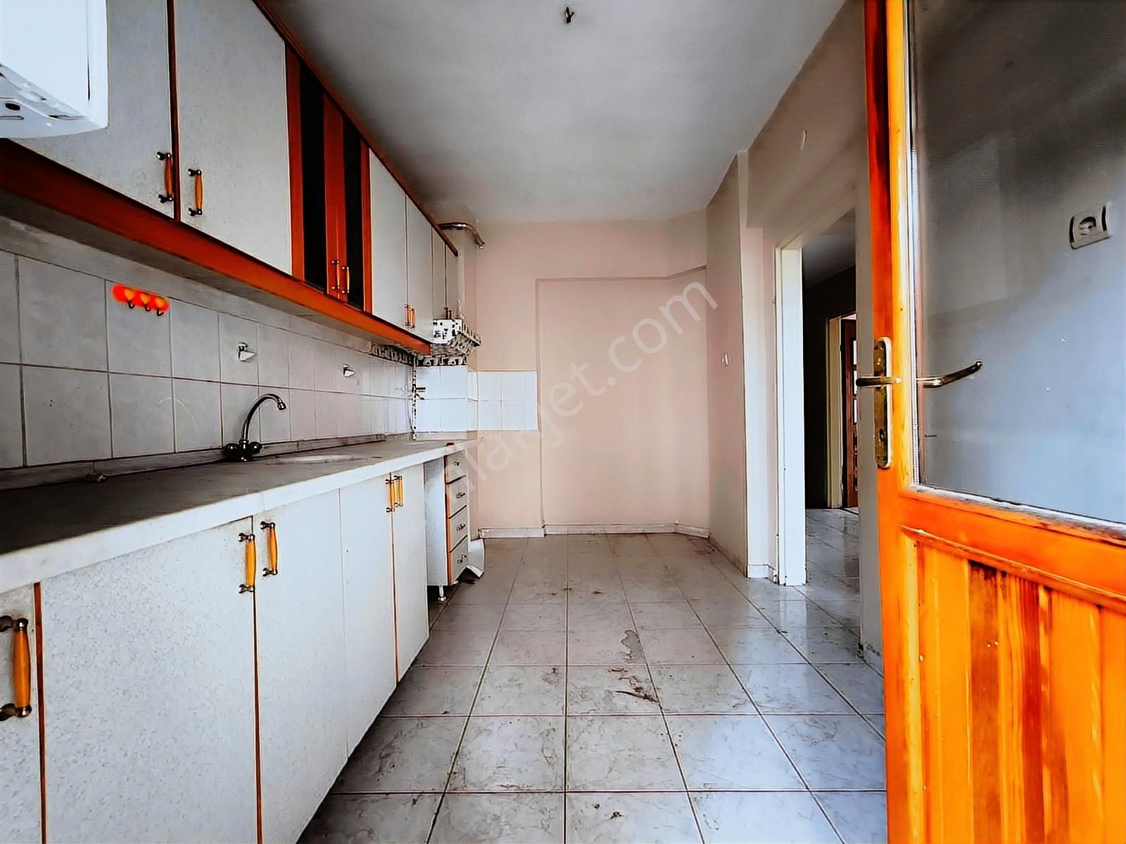 Törekent Mh. Merkezi Konumda Site İçerisinde 3+1 Geniş Daire - Görsel 7