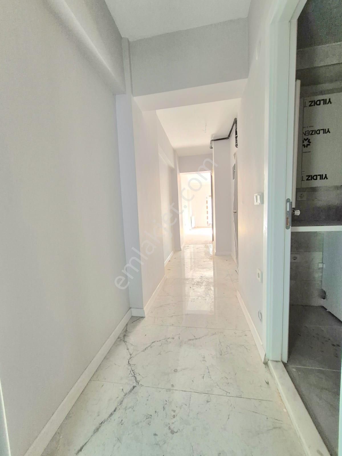 Alaybey Merkezde Yeni Bina Kapalı Otopark 1+1 65m2 - Görsel 16