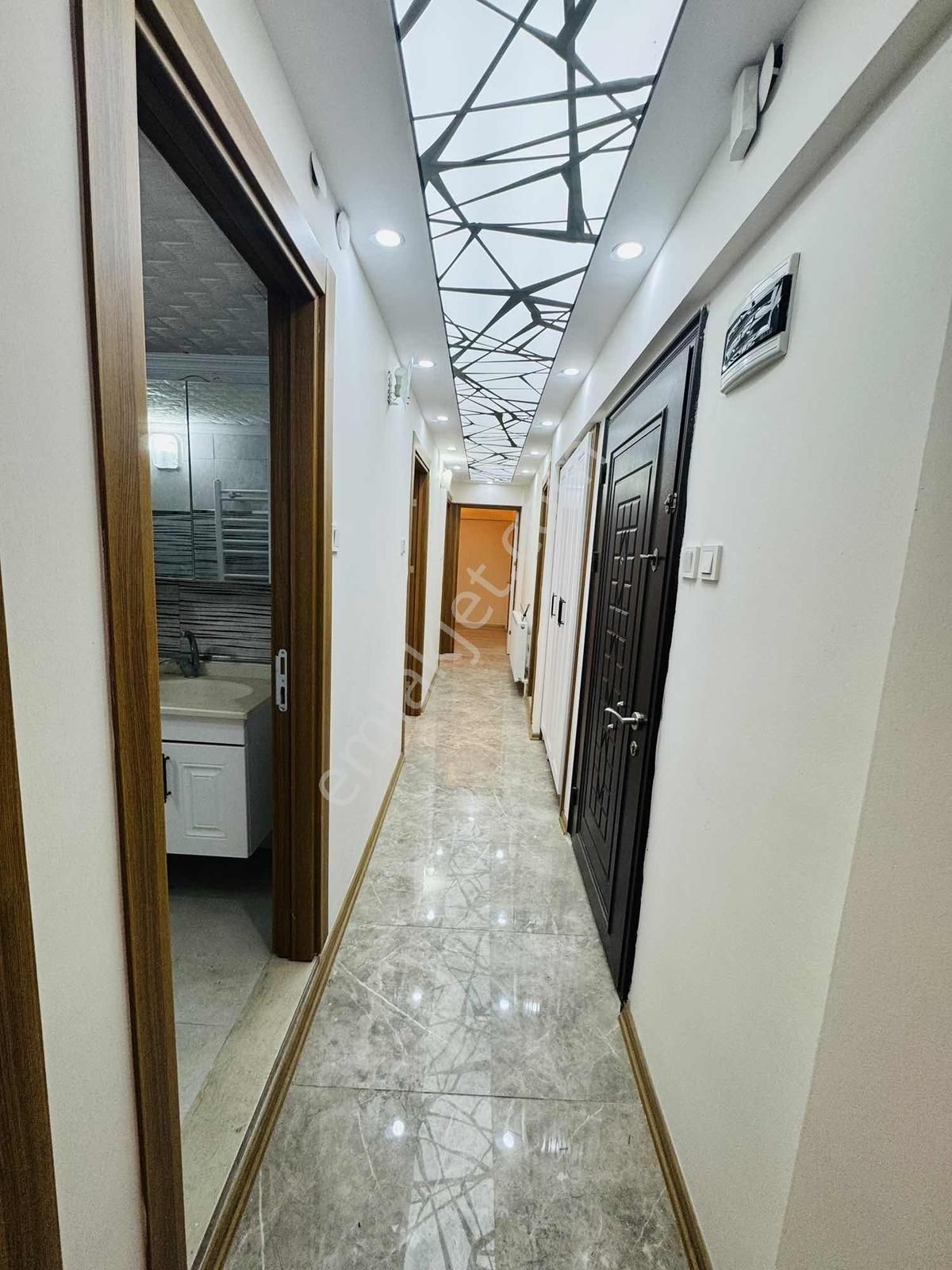 Masrafsız & Ara Kat / Şehrin Kalbinde Lüksün Yeni Adresi - Görsel 30