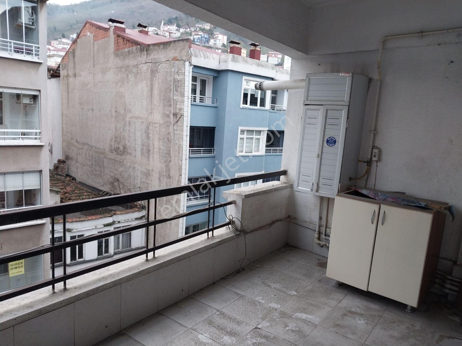 Altınordu Fidangör'de Denize Yürüme Mesafesinde 2+1 Kiralık Dair - Görsel 13