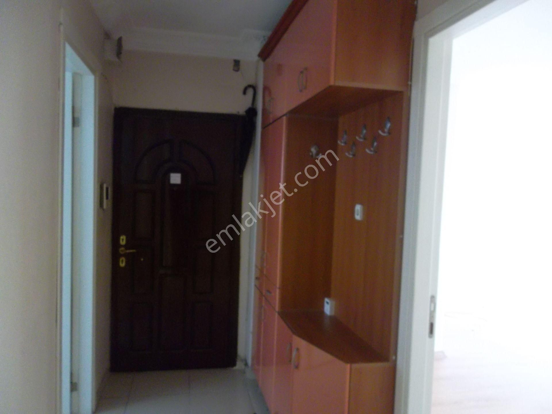 Üçyol Metro Yanında Asansörlü Ara Kat 2+1 Kiralık Daire - Görsel 7