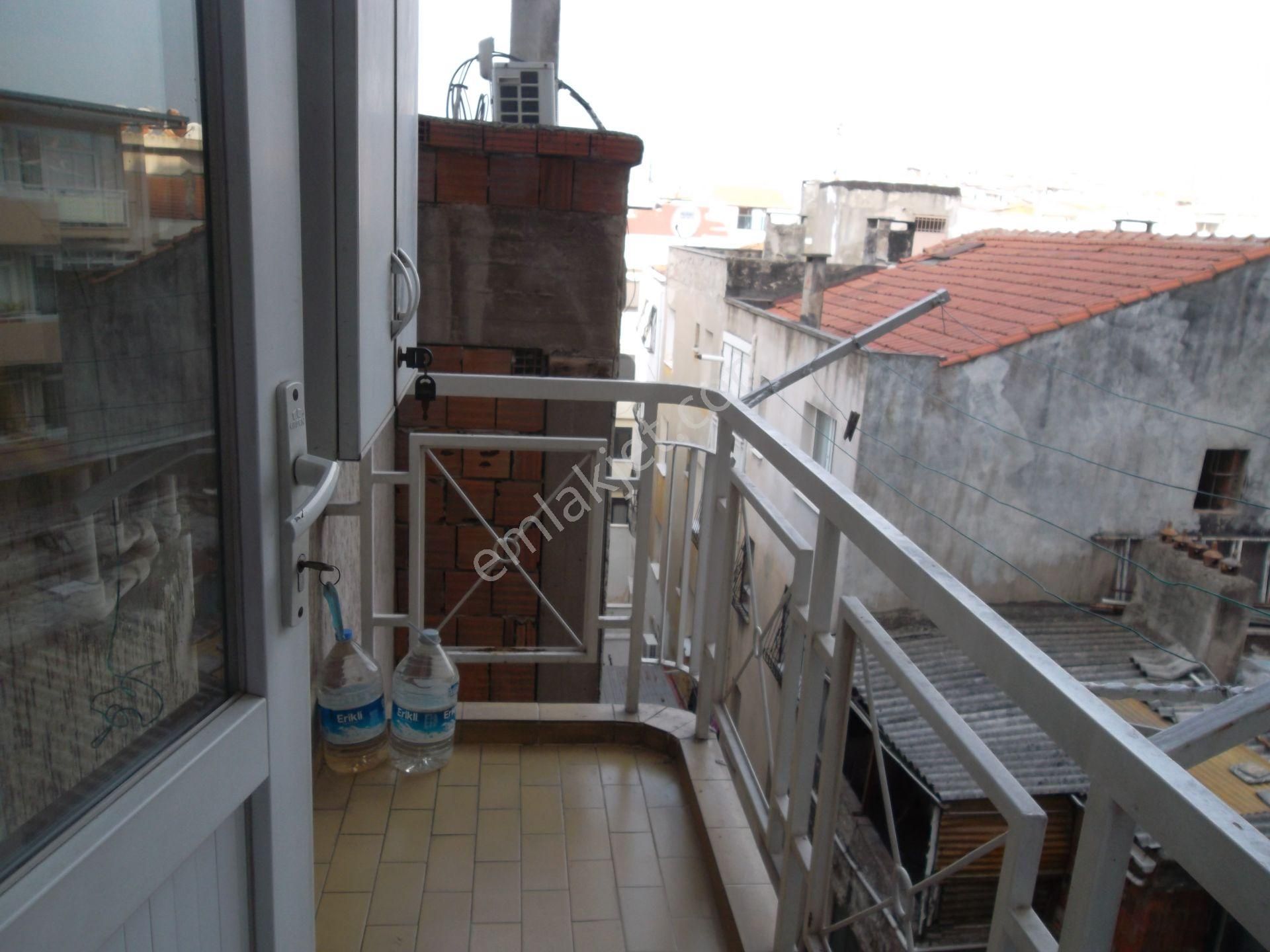 Üçyol Metro Yanında Asansörlü Ara Kat 2+1 Kiralık Daire - Görsel 21