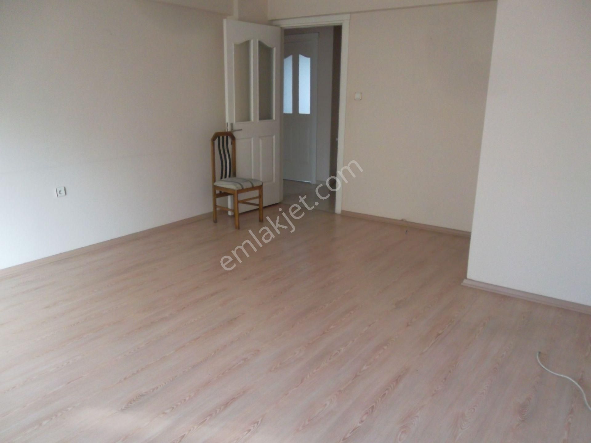 Üçyol Metro Yanında Asansörlü Ara Kat 2+1 Kiralık Daire - Görsel 9