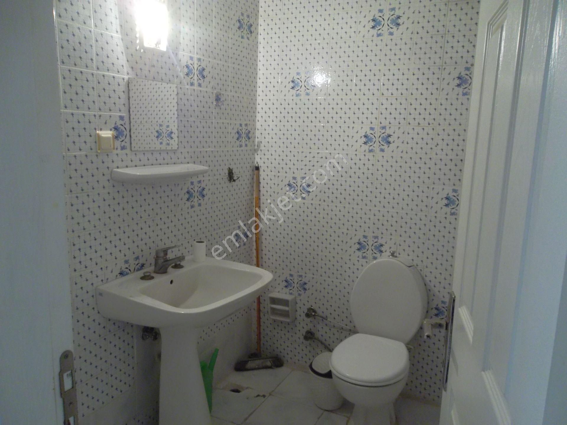 Üçyol Metro Yanında Asansörlü Ara Kat 2+1 Kiralık Daire - Görsel 14