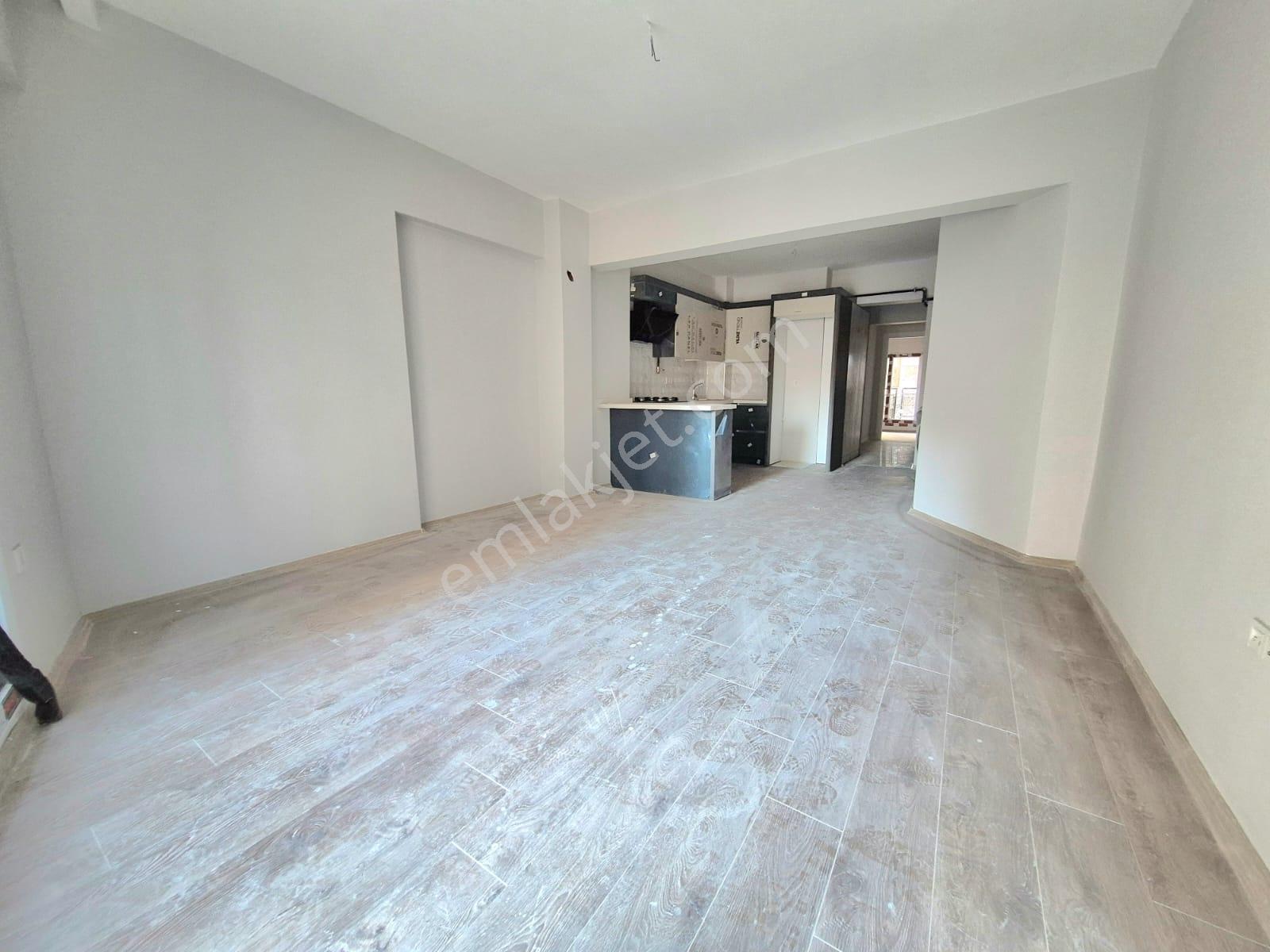 K.yaka Alaybey Merkezde Sıfır Bina Otoparklı 2+1 90 M2 - Görsel 6