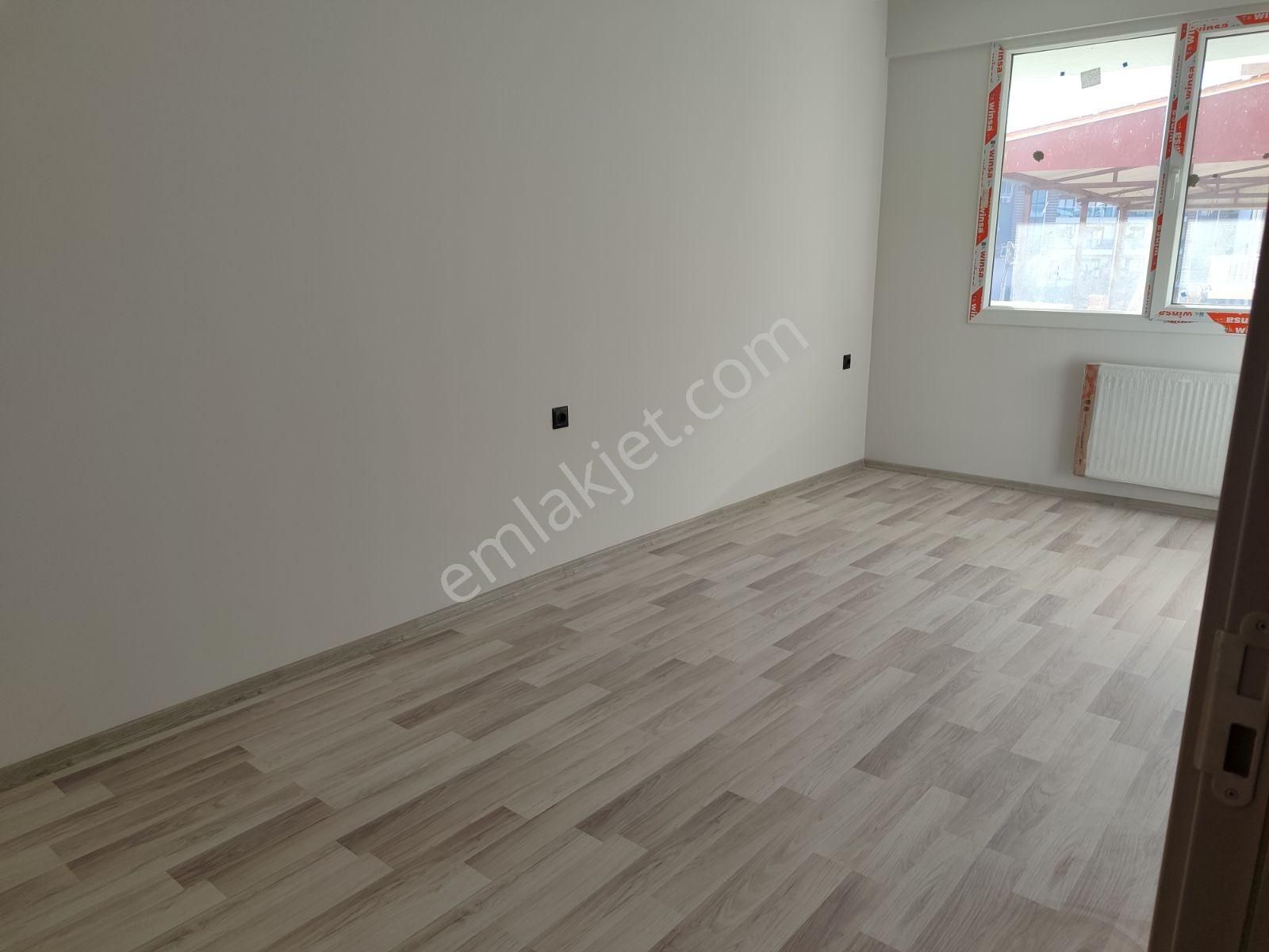 Koyundere Cadde Üzerinde Villa Konseptli 3+1 Bahçeli Daire - Görsel 2
