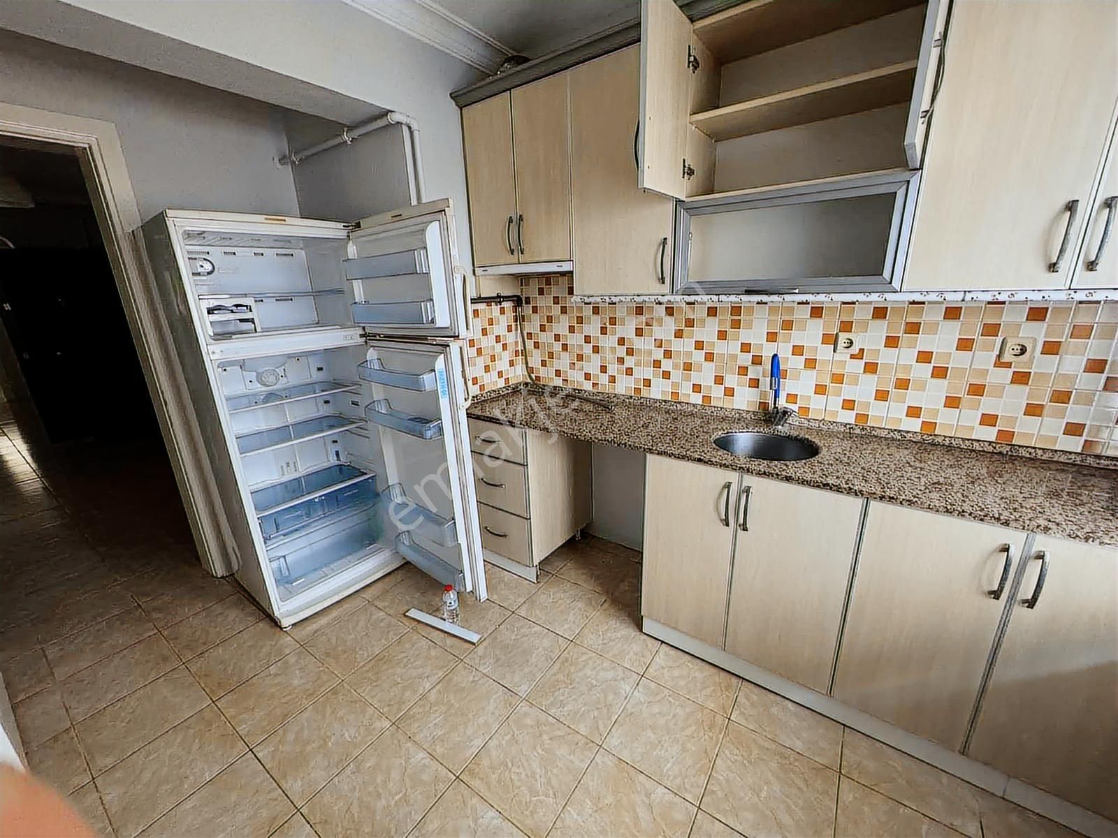 Küçük Çiğlide 3+1 Daire Doğalgazlı Bahçeli Yüksek Giriş - Görsel 7