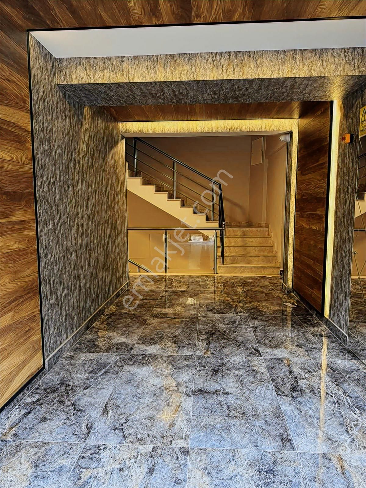 Ulukent'de Havuzlu Sitede 2+1 Sıfır Kiralık Daire - Görsel 3