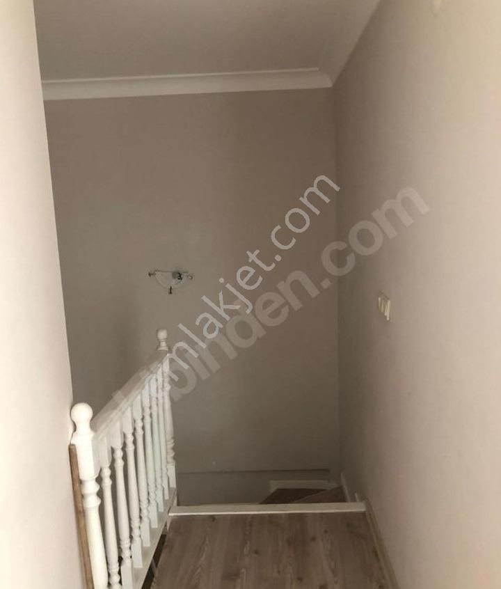 Remax Natural'den Değirmendere'de Satılık 4+1 Çatı Dubleks - Görsel 2