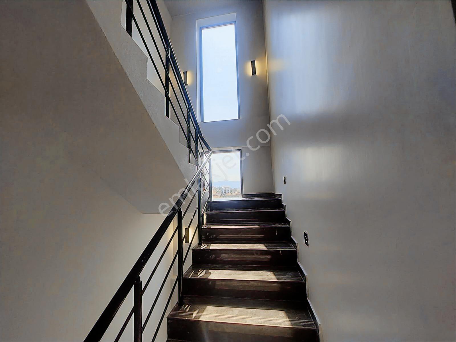 Sıfır 6+2 A-kalite Müstakil Ekstral Lüks (merkezi Konumda) Villa - Görsel 24