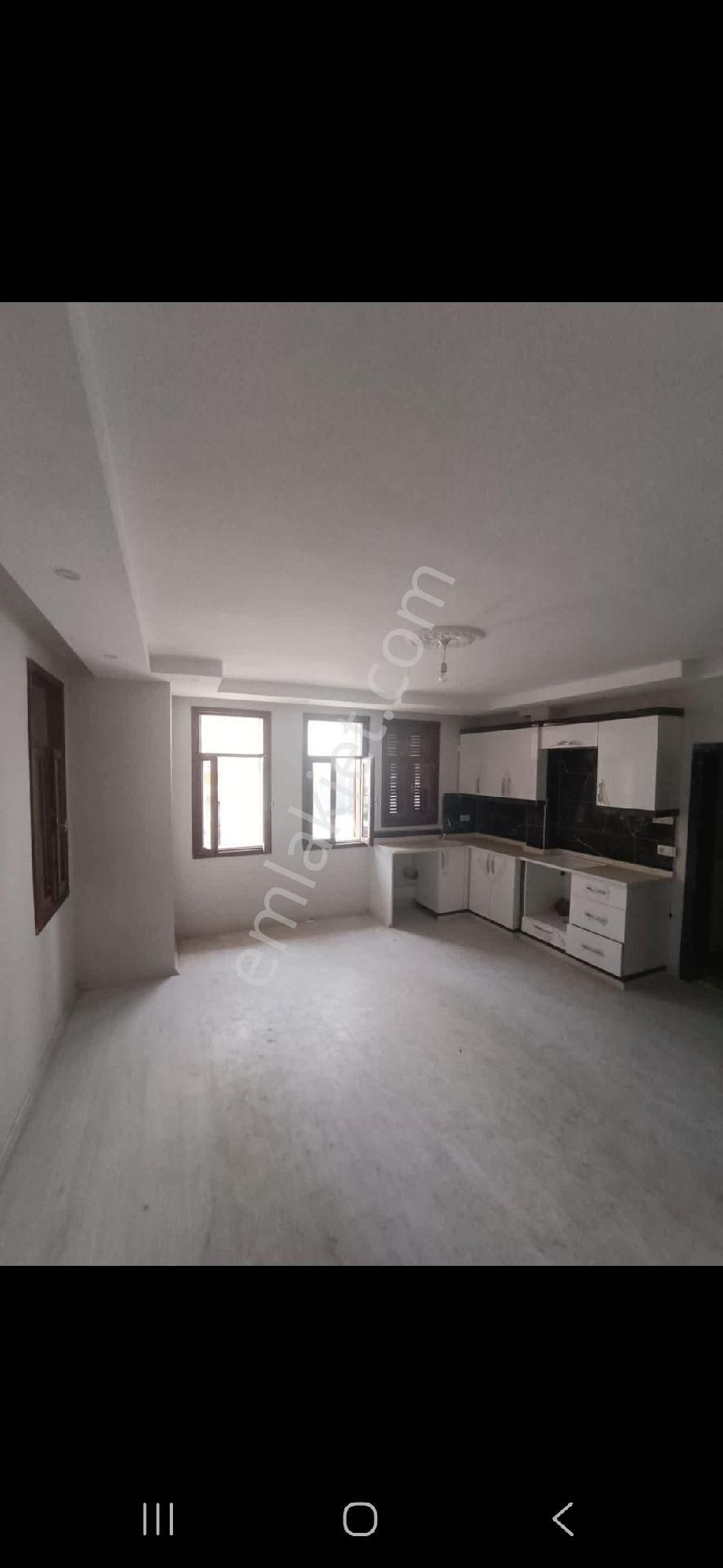 Kuşadası Sahile 250 Metre Mesafede Sıfır Ayarında 1+1 - Görsel 6