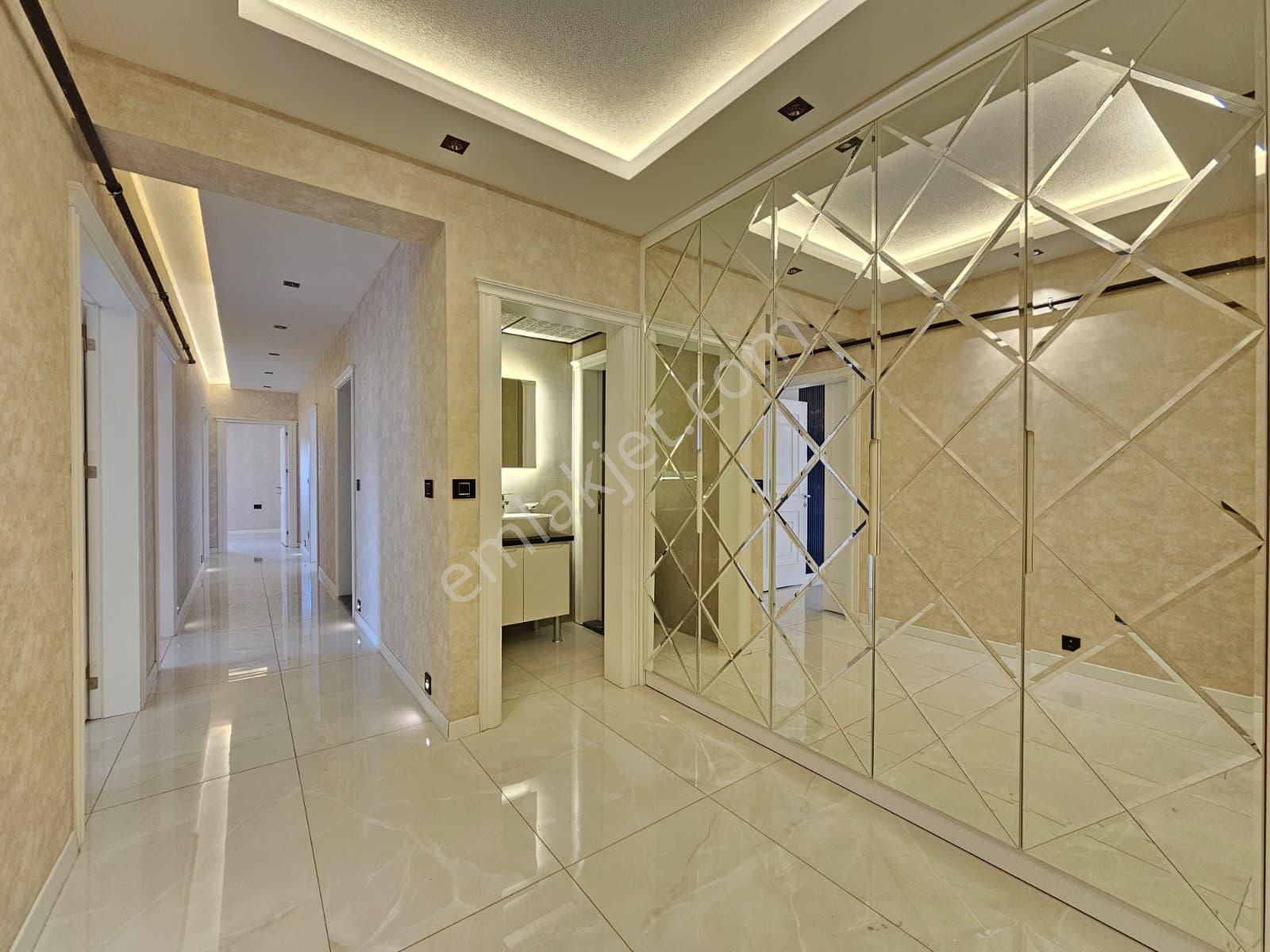 Denizli Şemikler'de 3+1 190 M2 Havuzlu Site İçersinde Satılık Arakat Ultra Lüks Daire - Görsel 29