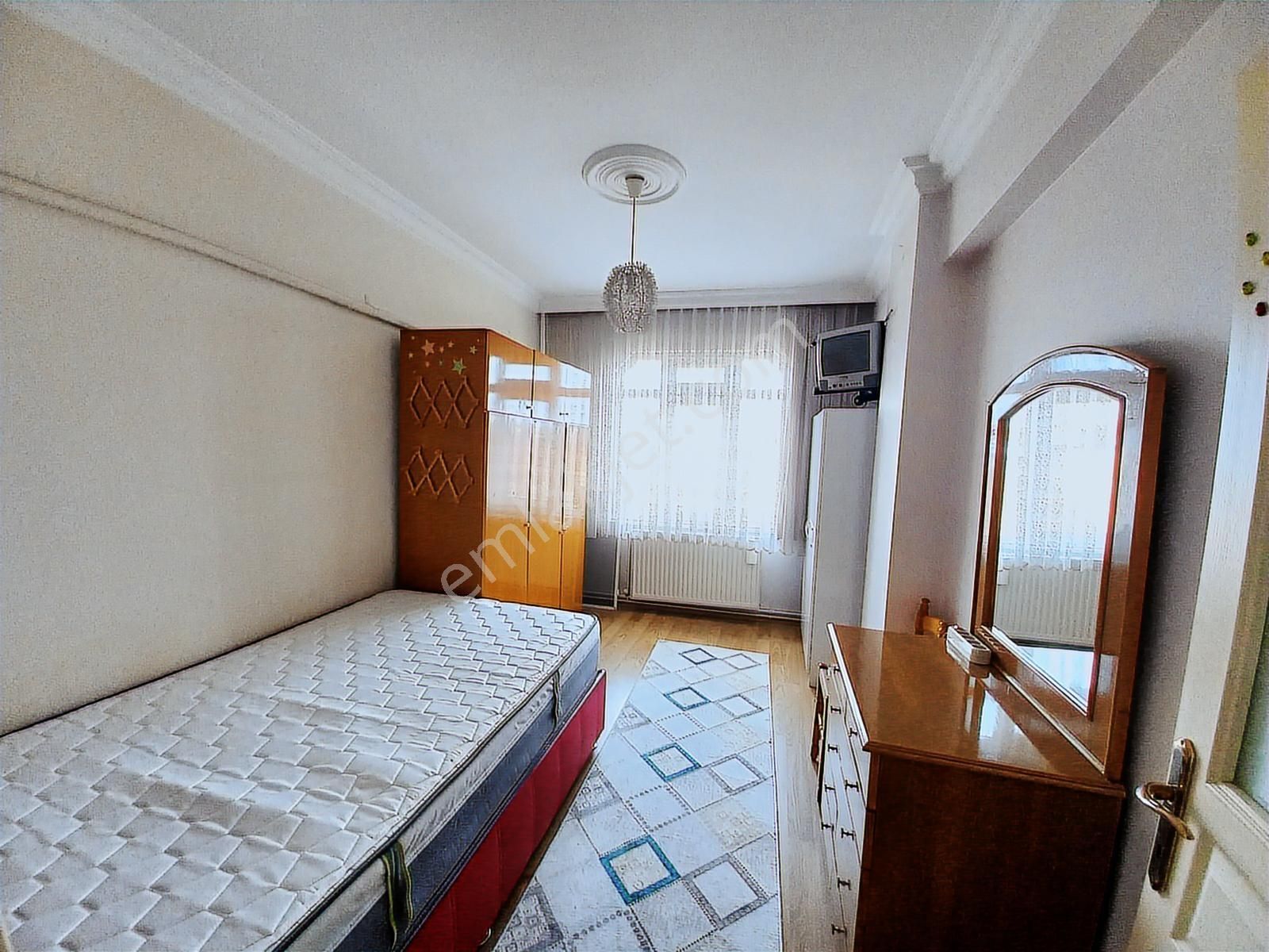 Şeref Emlak Yıldıztabya Cad. Satılık Eşyalı Daire 6,400,000 Tl - Görsel 4